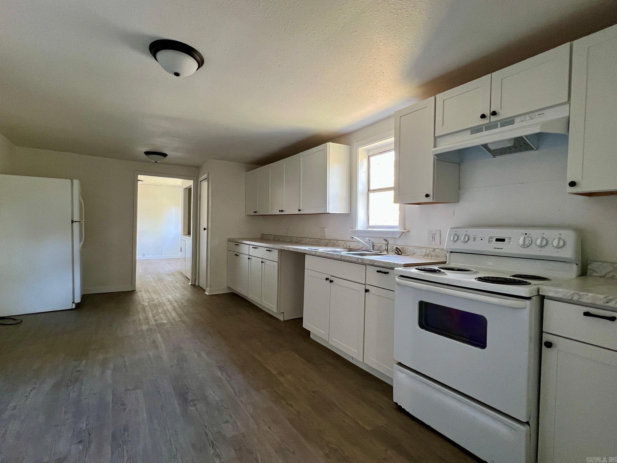 106  Adams  Keiser, AR