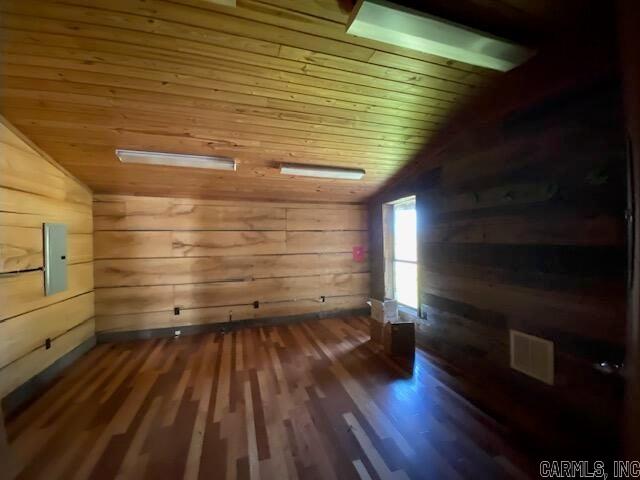 1009  Heber Springs  Batesville, AR