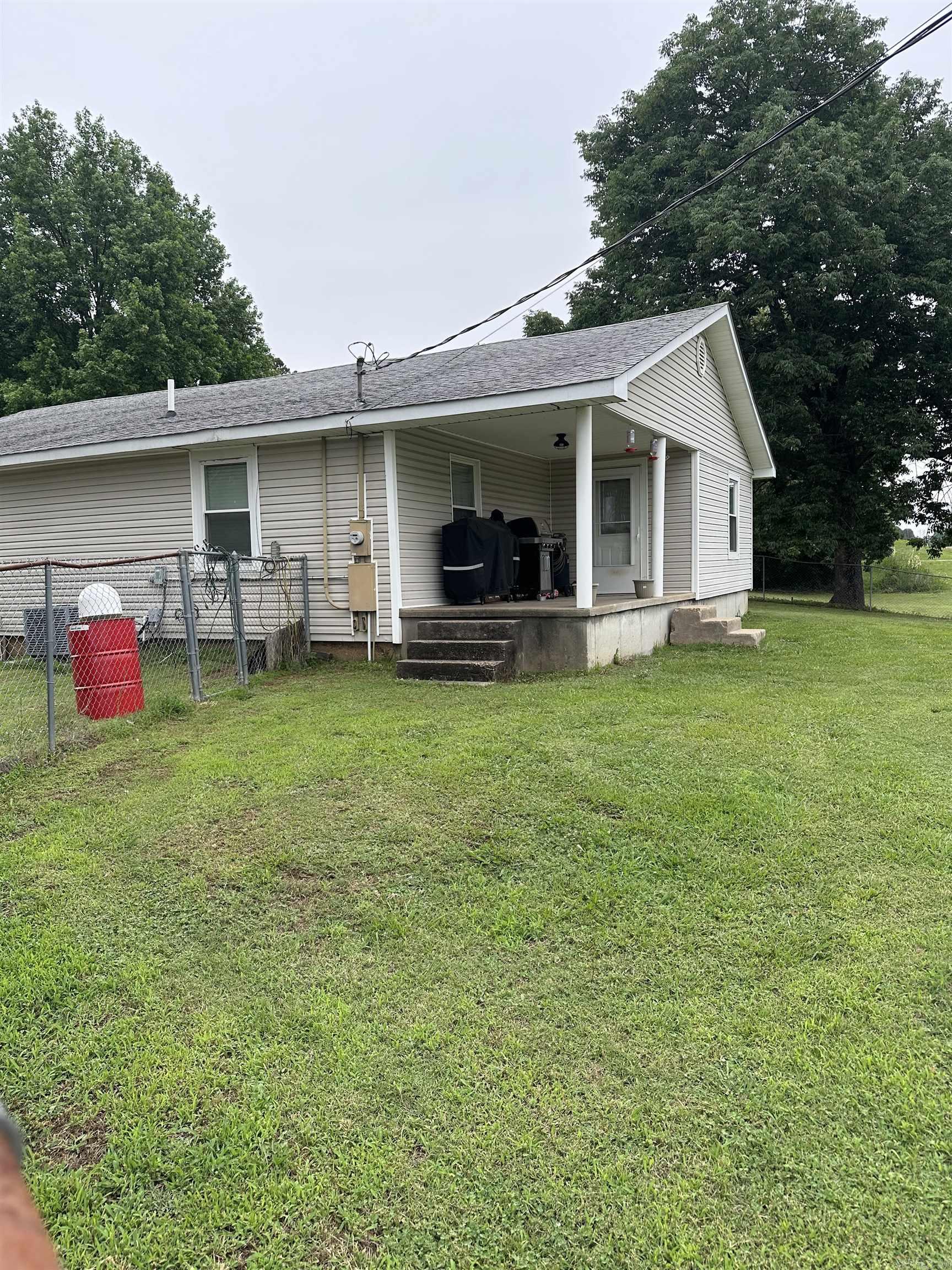 9850 & 9933  HWY 412 W  Paragould, AR
