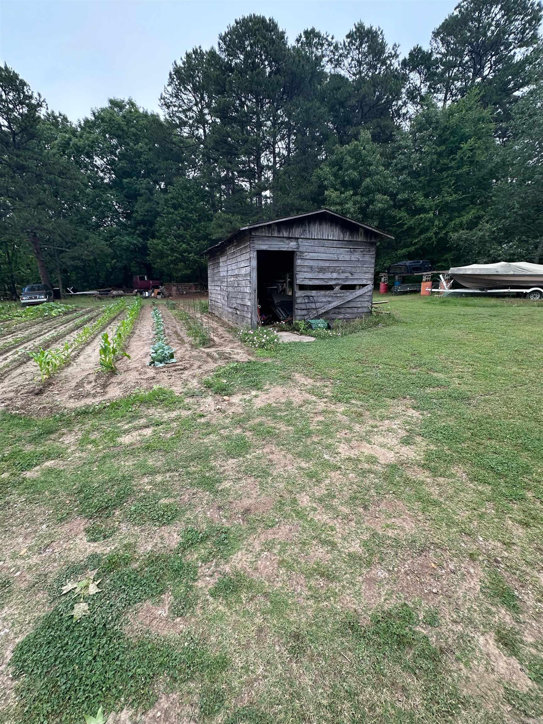 9850 & 9933  HWY 412 W  Paragould, AR