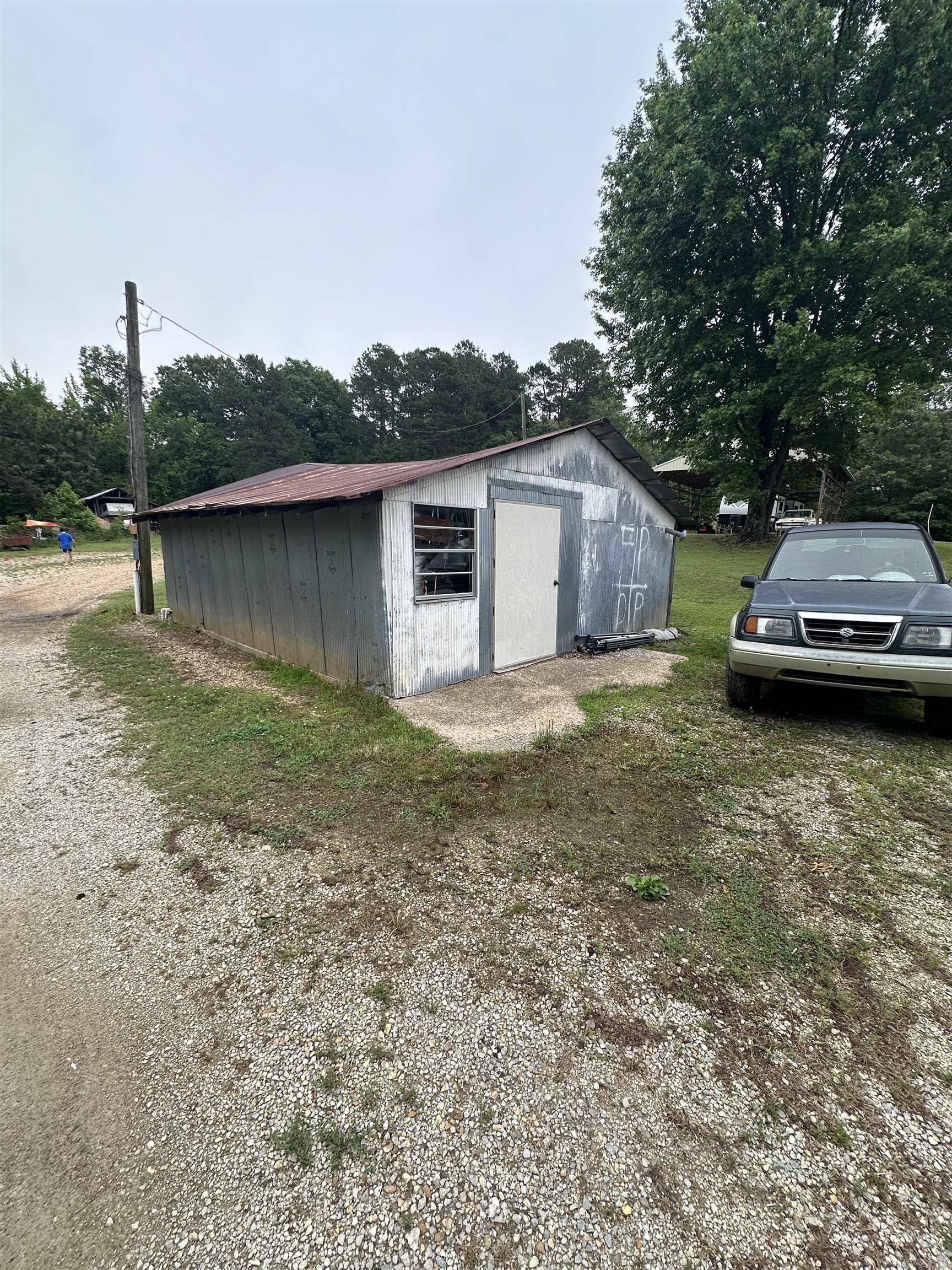 9850 & 9933  HWY 412 W  Paragould, AR