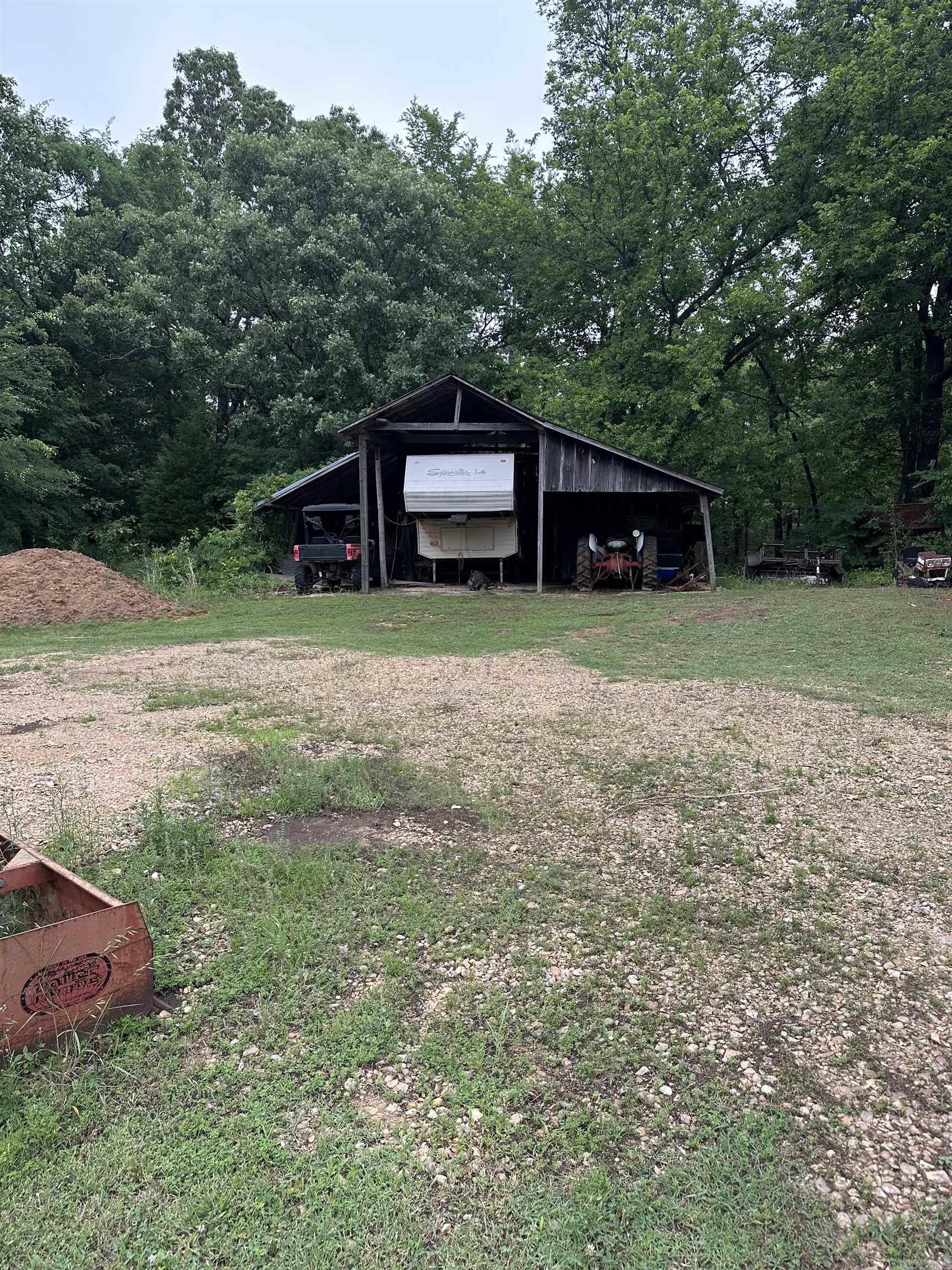 9850 & 9933  HWY 412 W  Paragould, AR