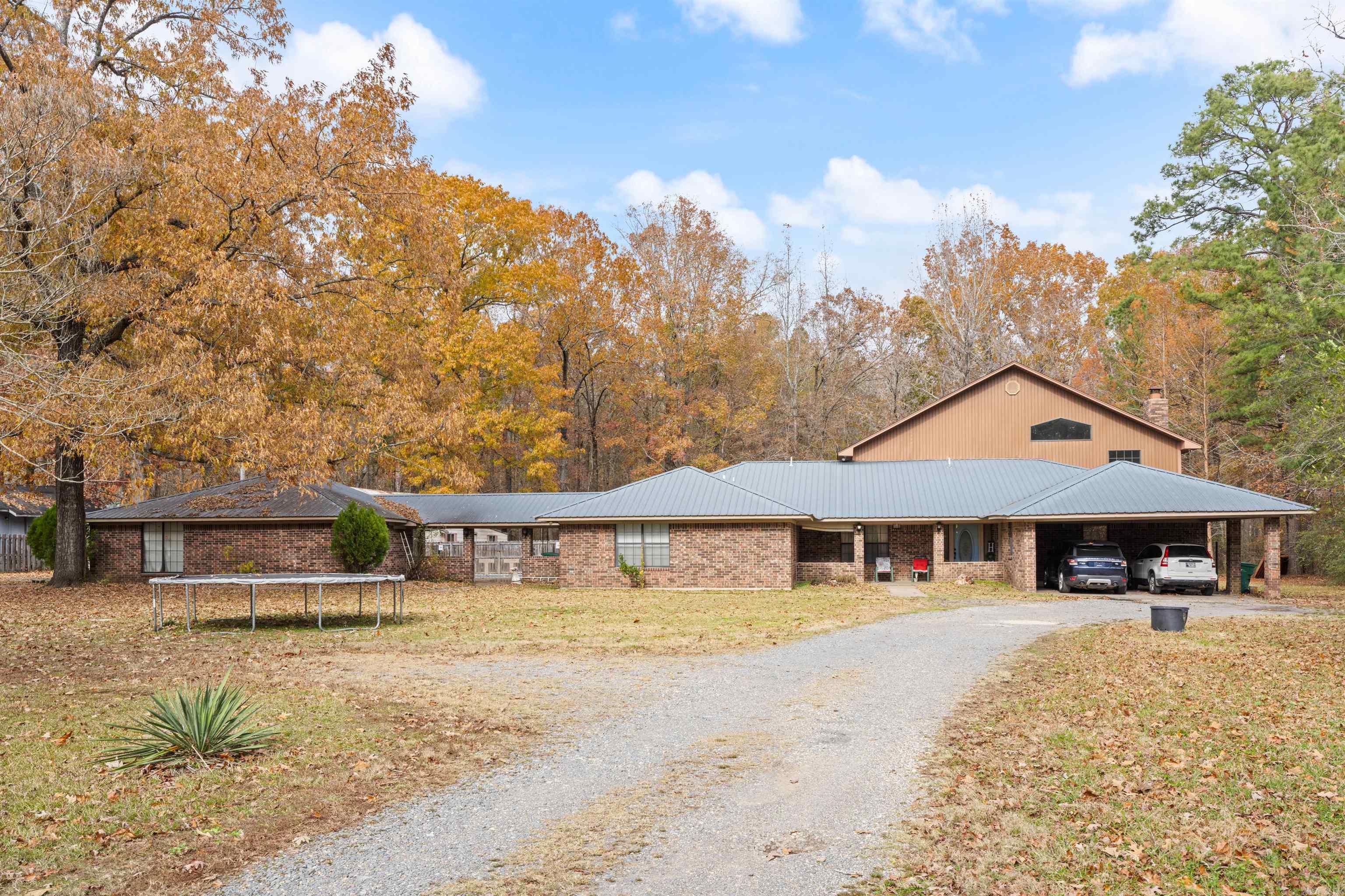 8200  Presidents  Pine Bluff, AR