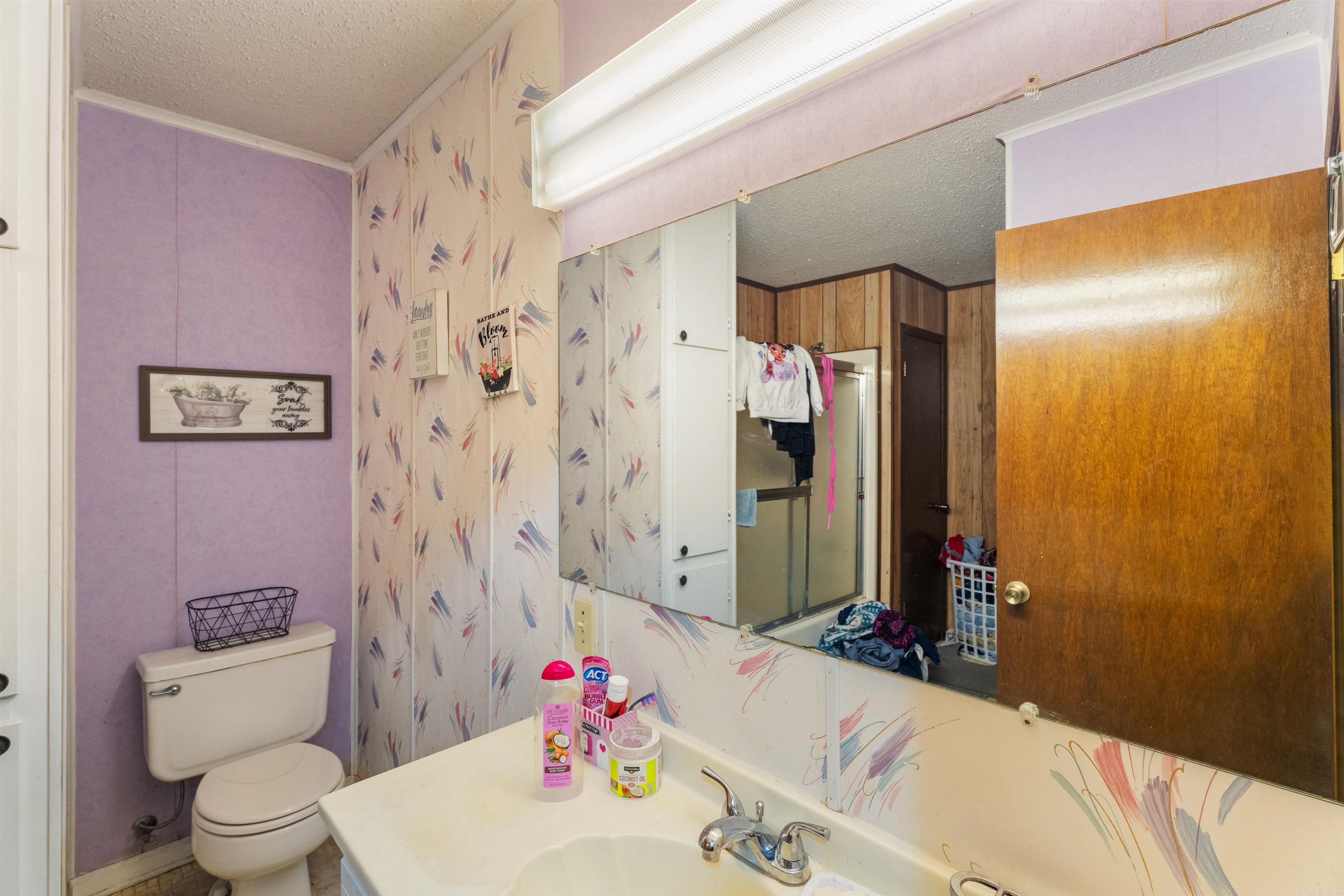 8200  Presidents  Pine Bluff, AR