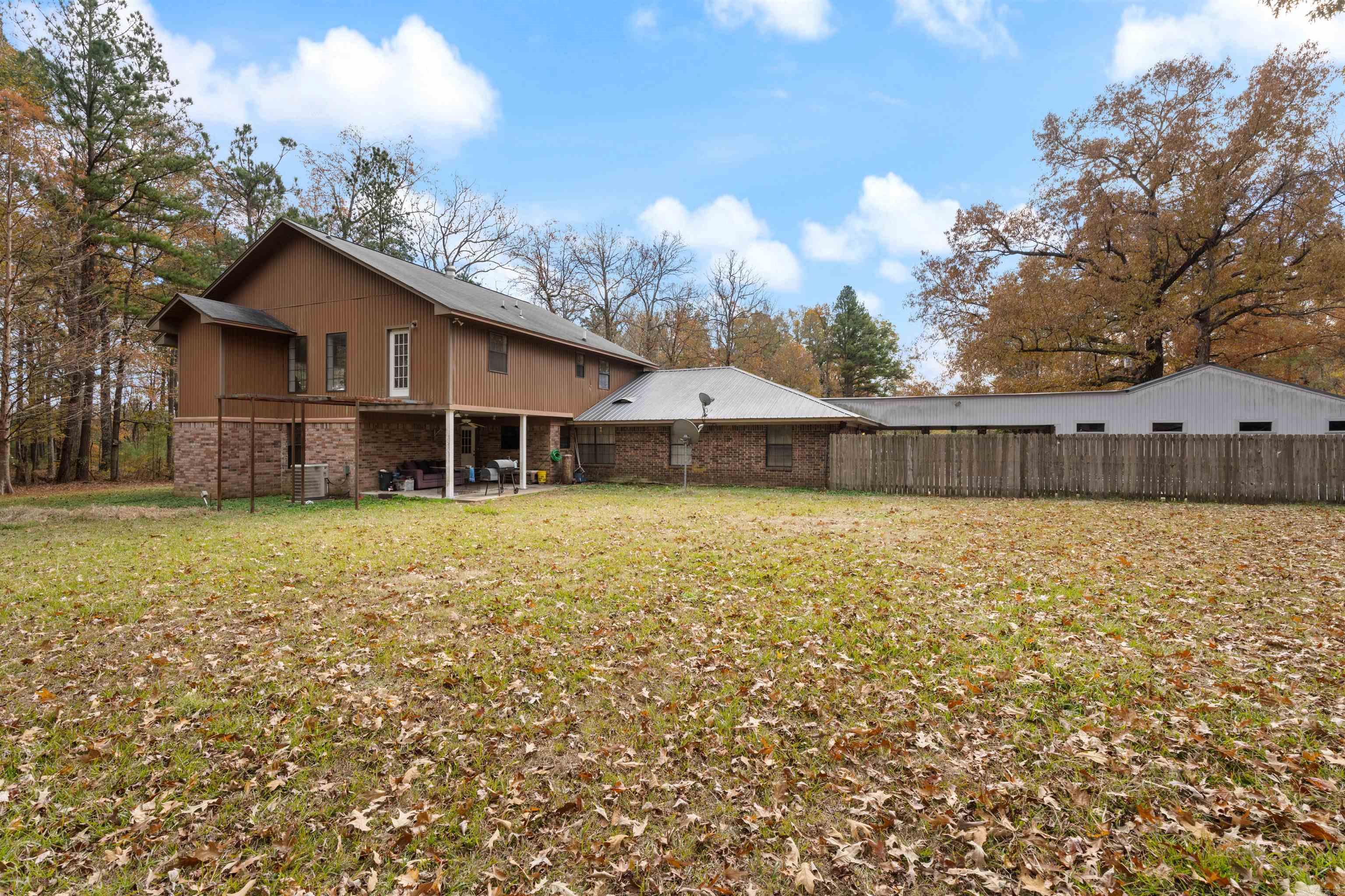 8200  Presidents  Pine Bluff, AR