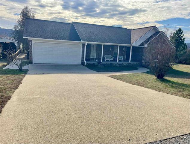 1000  Clarence St  Mountain View, AR