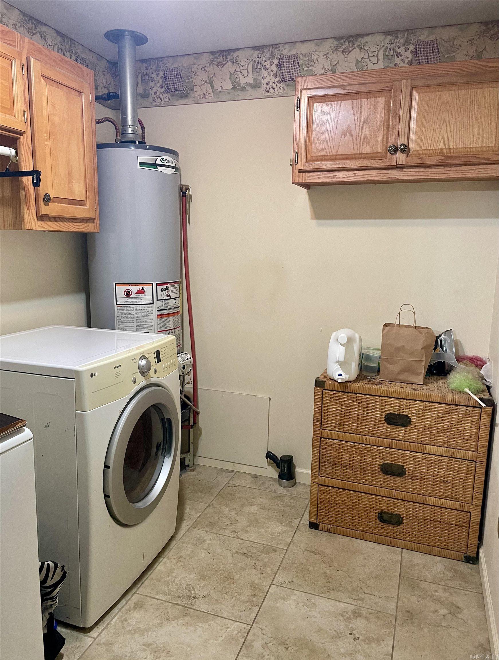1000 Clarence St  Mountain View, AR