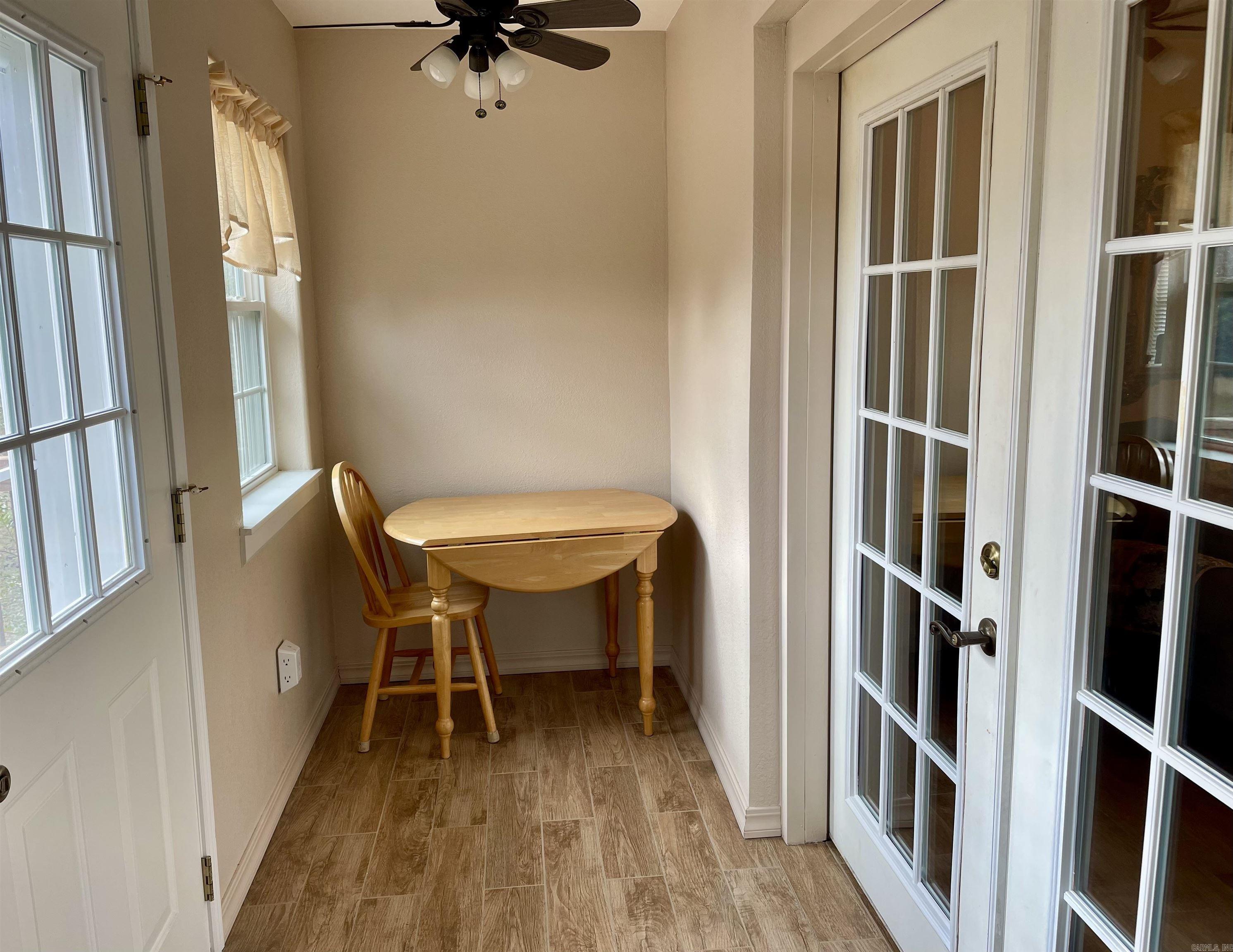 1000 Clarence St  Mountain View, AR