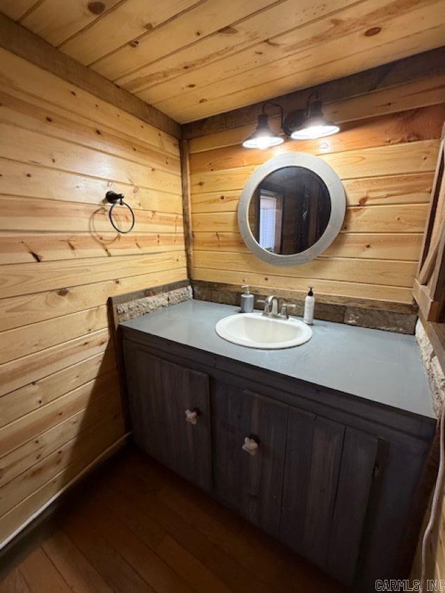 552 Little Creek Lane  Pineville, AR