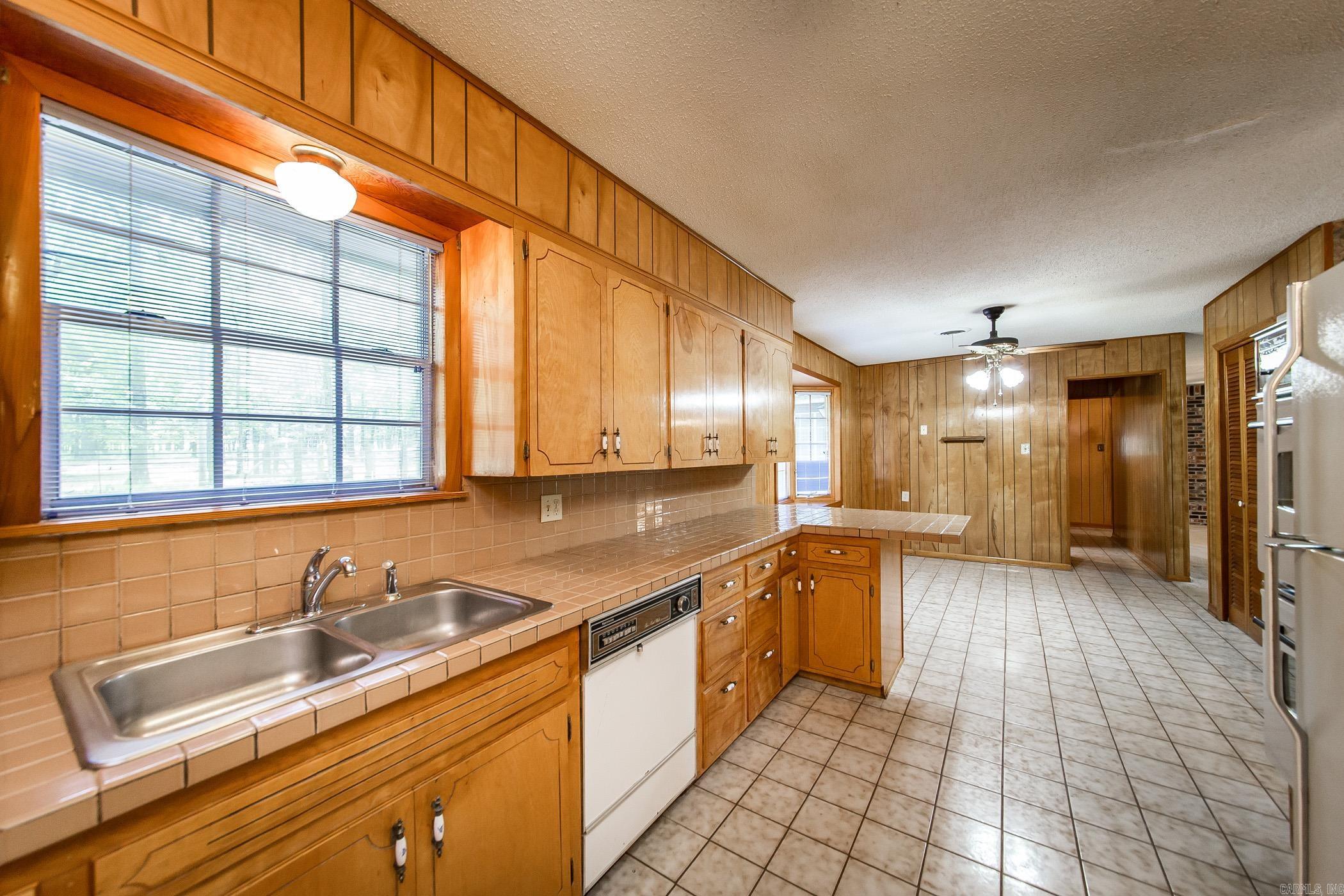 5049  Heber Springs Road West  Quitman, AR