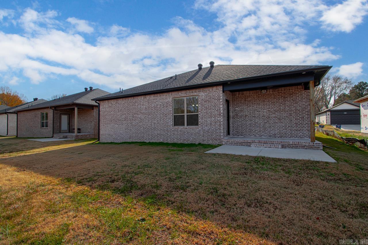 922  Villa Vista  Cabot, AR