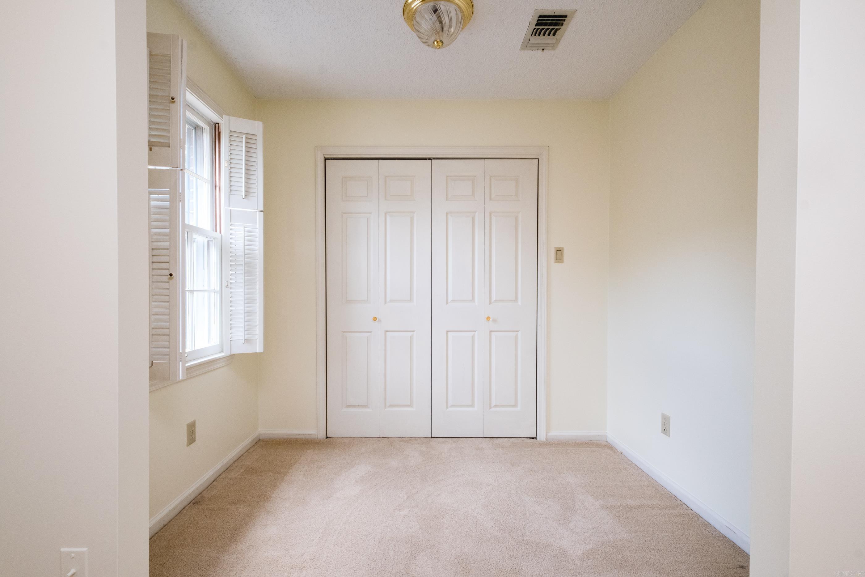520  Cambridge Place Dr  Little Rock, AR