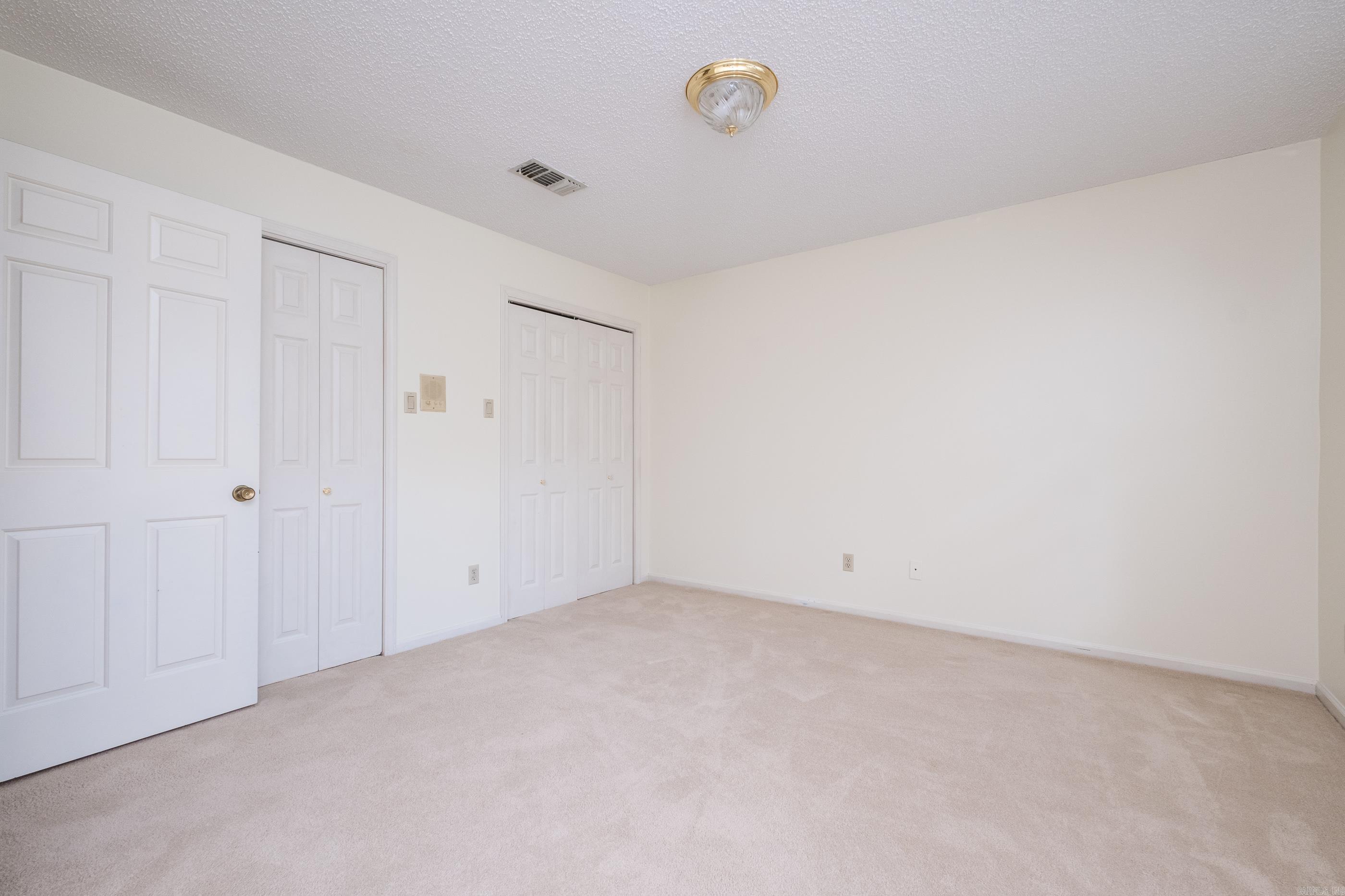 520  Cambridge Place Dr  Little Rock, AR