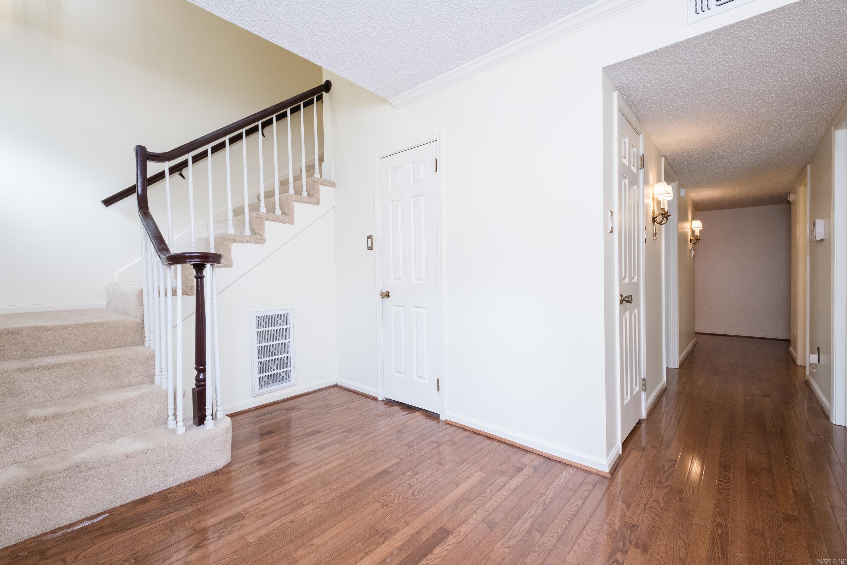 520  Cambridge Place Dr  Little Rock, AR