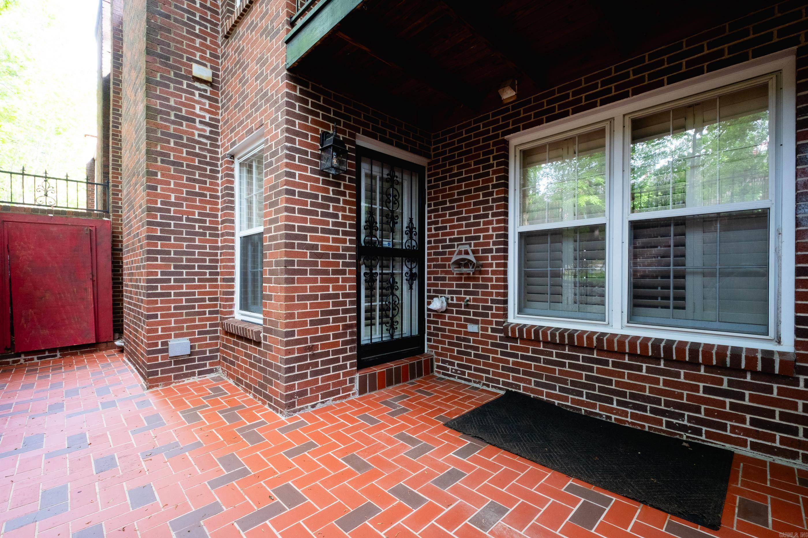 520  Cambridge Place Dr  Little Rock, AR