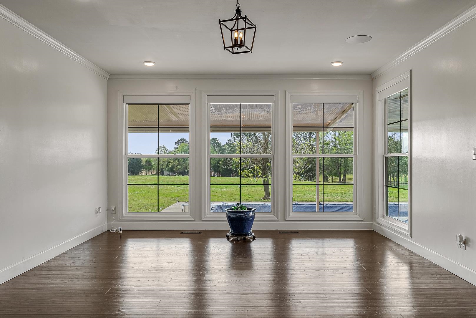 1801 S 54th St Paragould, AR 72450