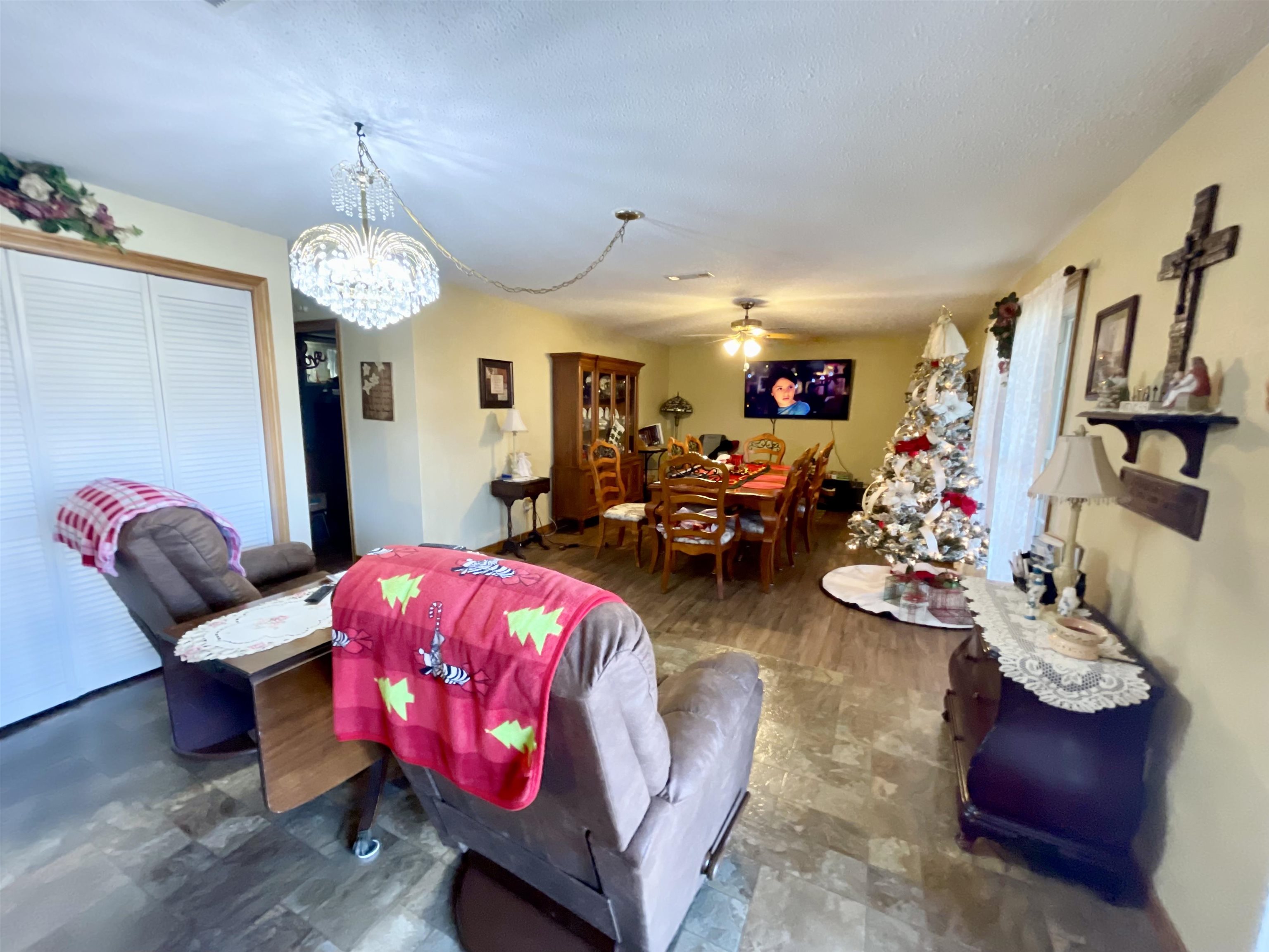 1494  9  Salem, AR