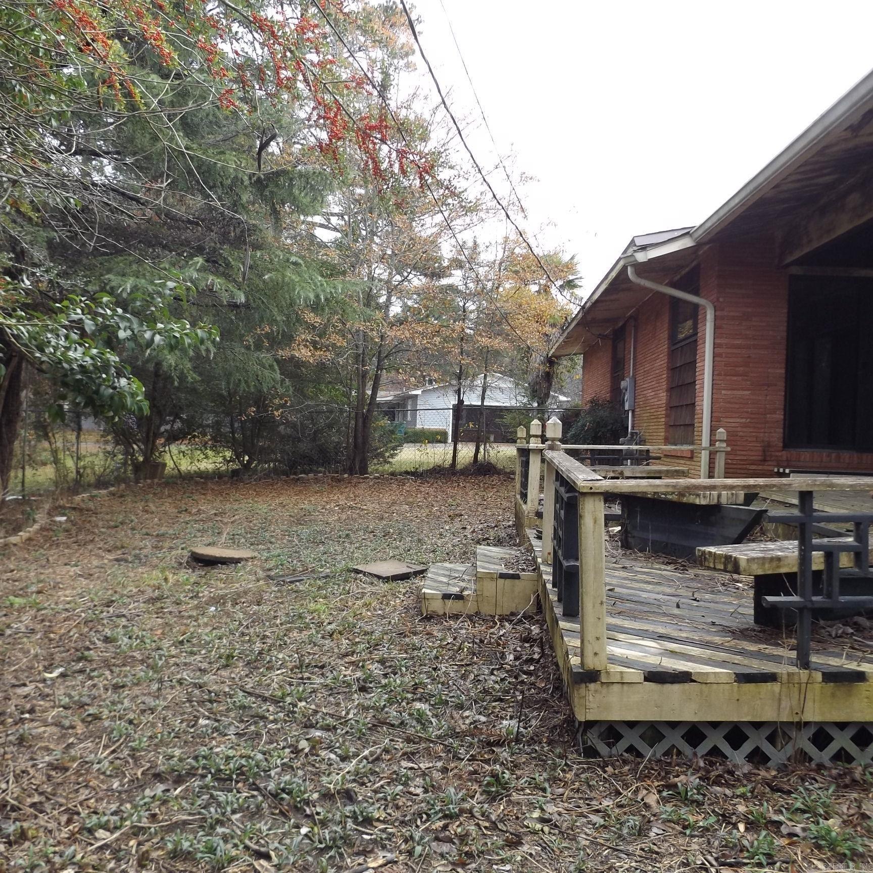 1507  Lacari  Magnolia, AR
