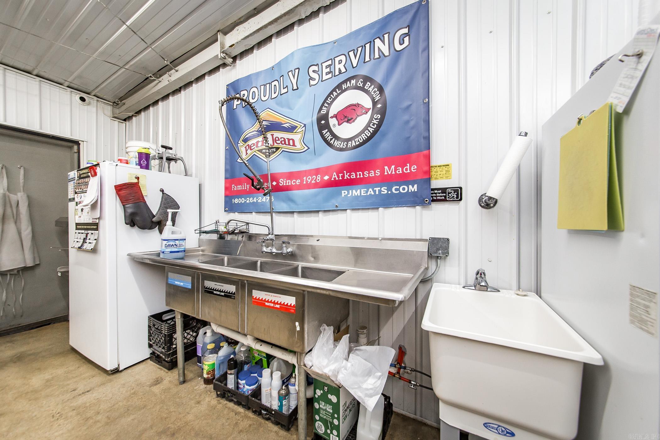 3953  AR 95  Cleveland, AR