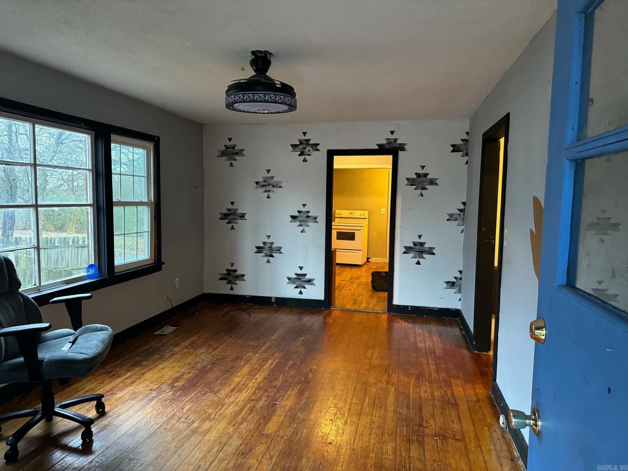 1011  Ninth Street  Mena, AR