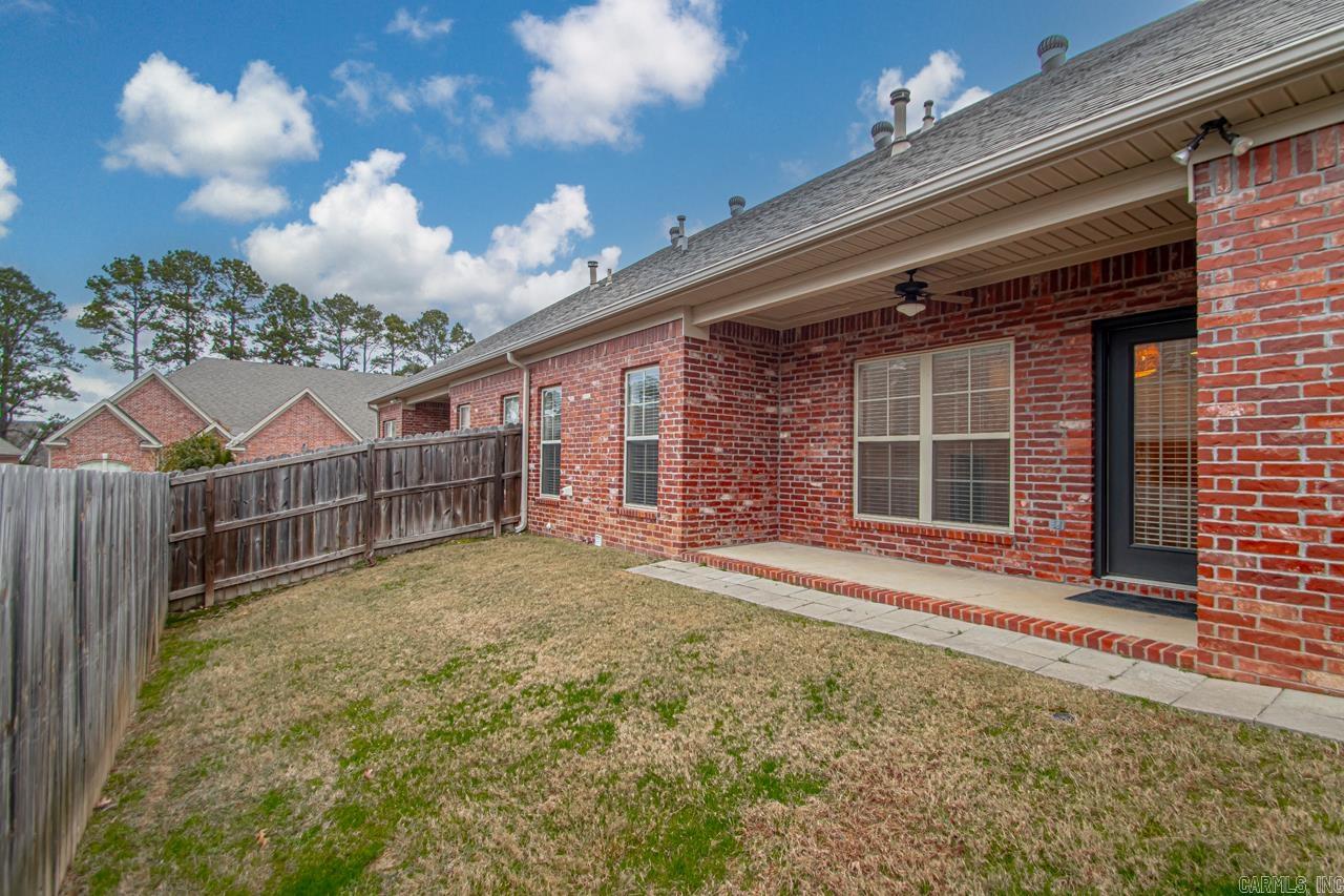 26  Valletta  Little Rock, AR
