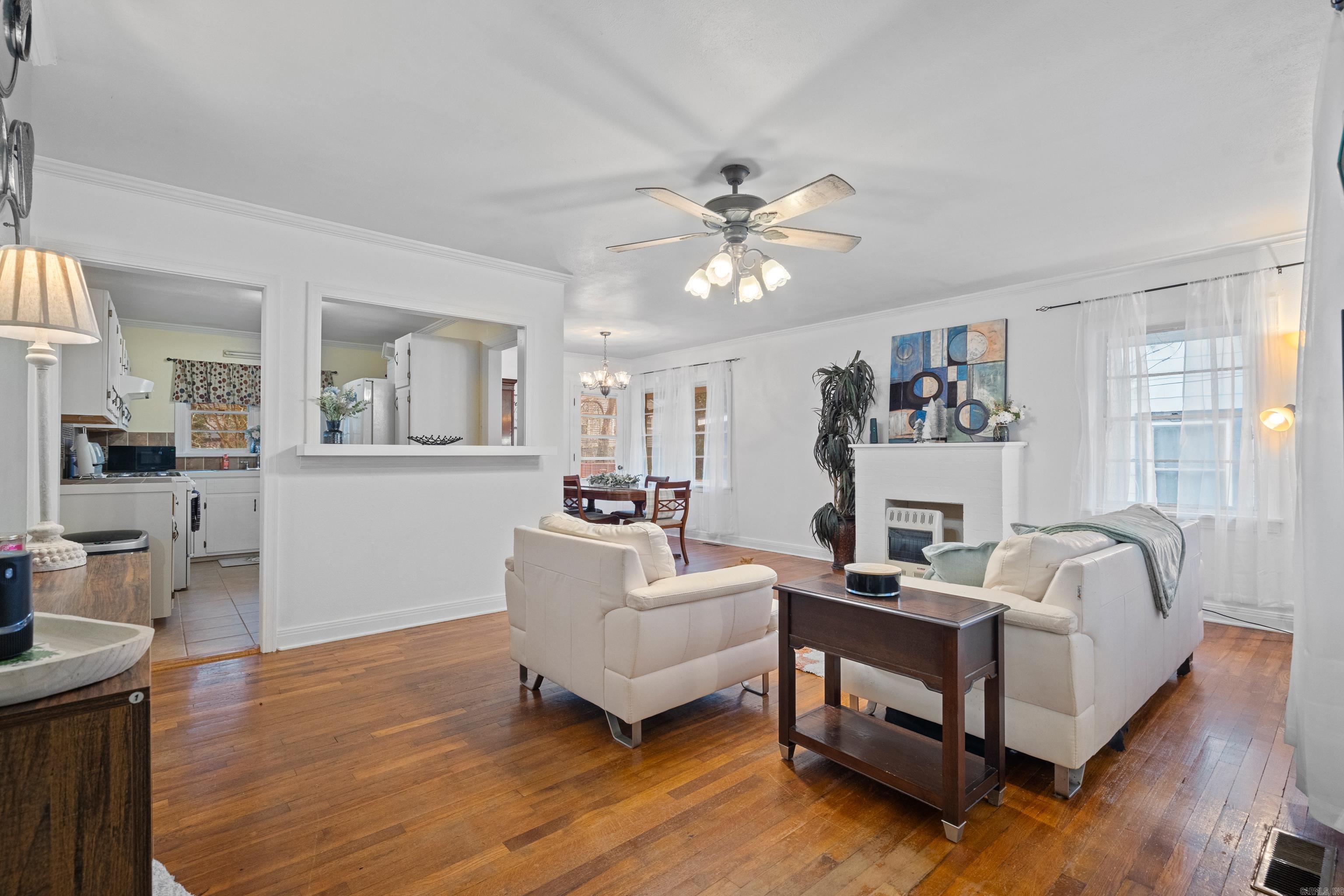 209  Charteroak  Hot Springs, AR