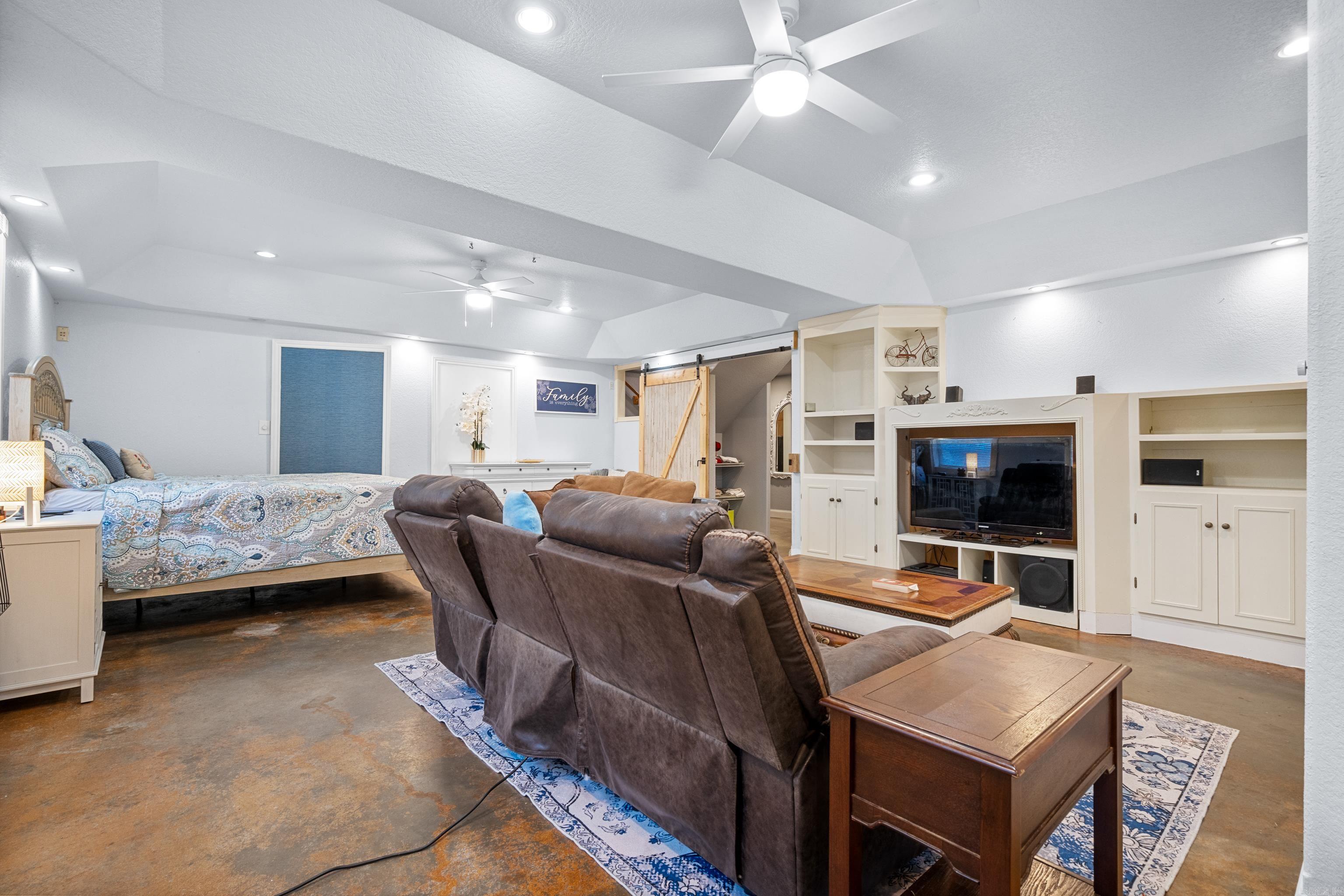 209  Charteroak  Hot Springs, AR