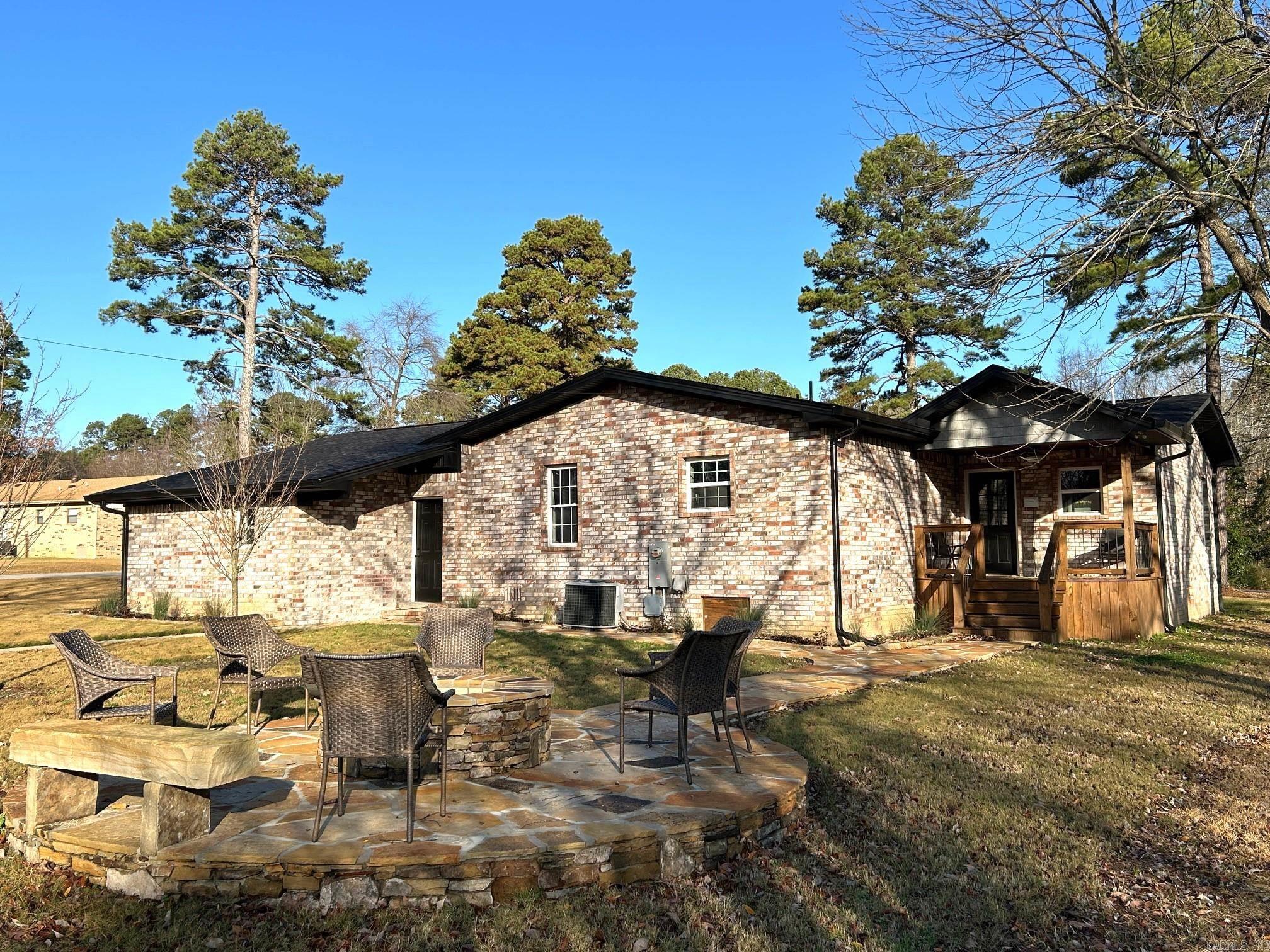 1001  Blackoak  Heber Springs, AR