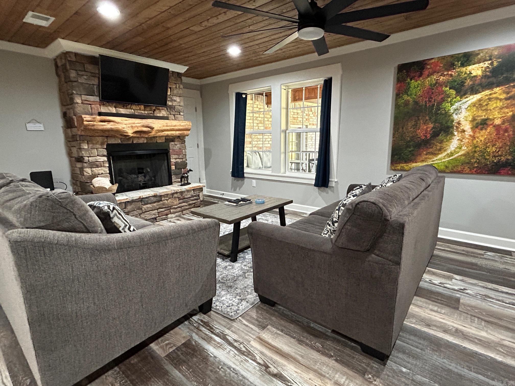 1001  Blackoak  Heber Springs, AR