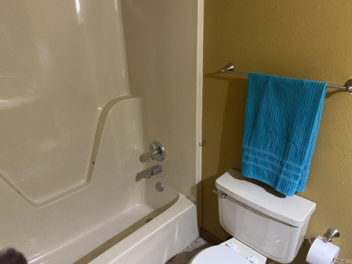 2450 Laticana Camden, AR 71701