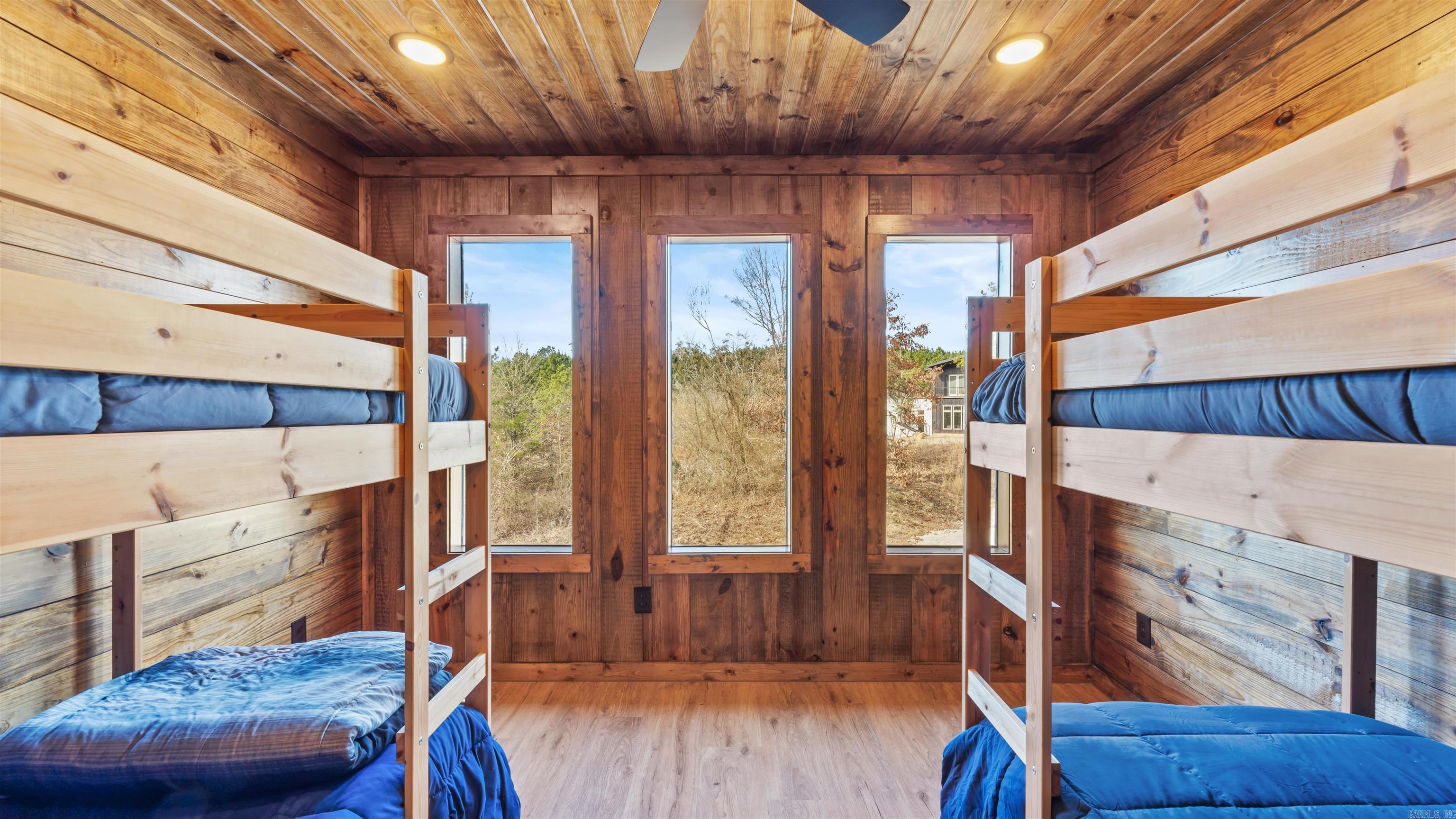 93 Twisted Pine Trail Hochatown, OK 74728