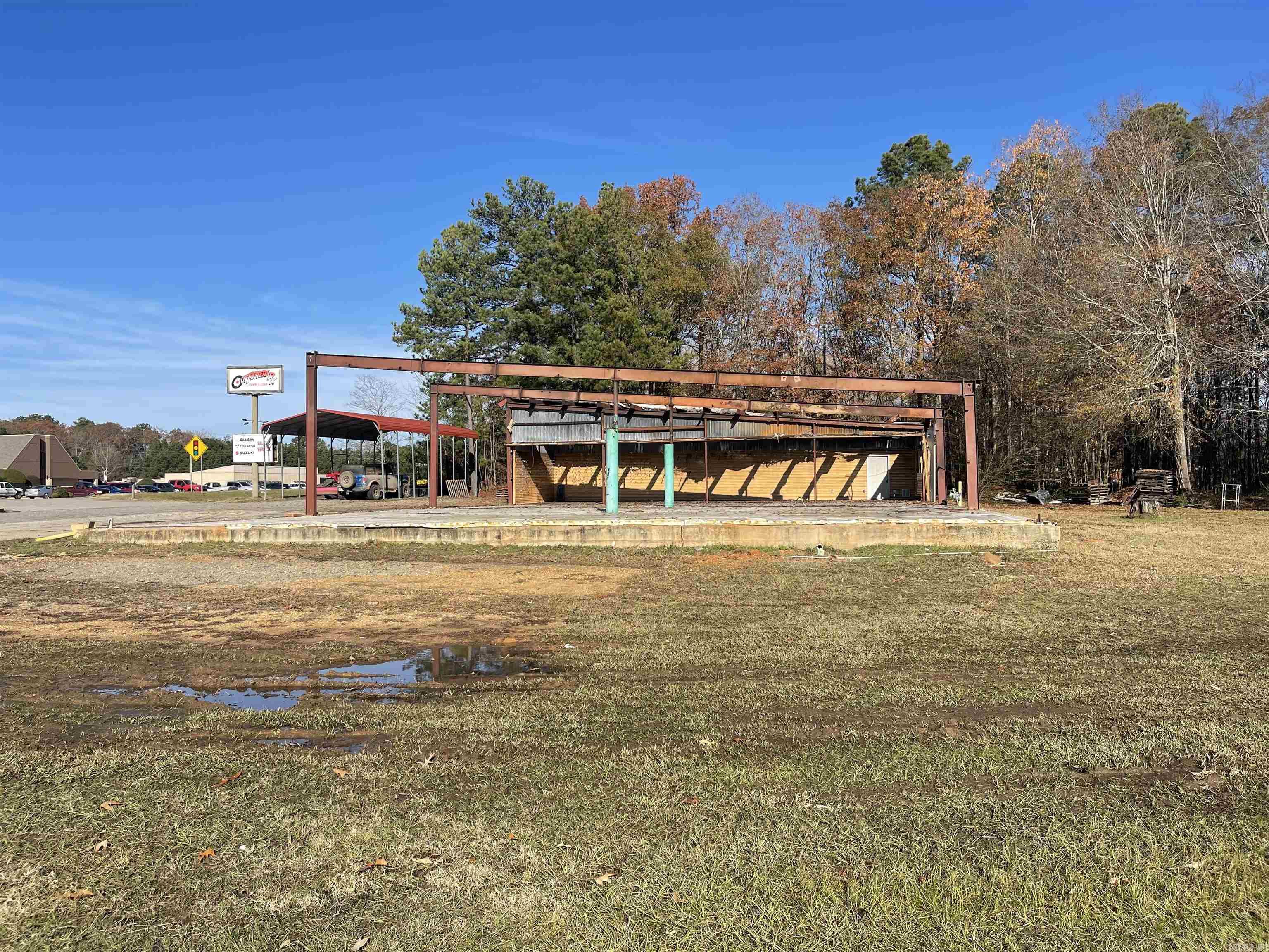922 N Highway 425  Monticello, AR