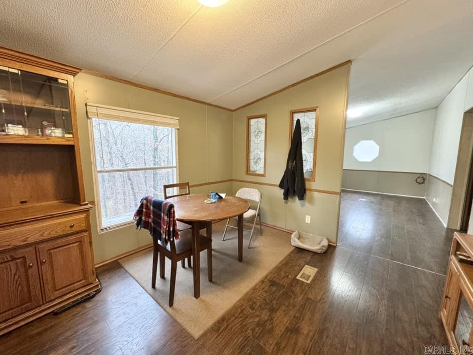 1706  Herpel Road  Mountain View, AR