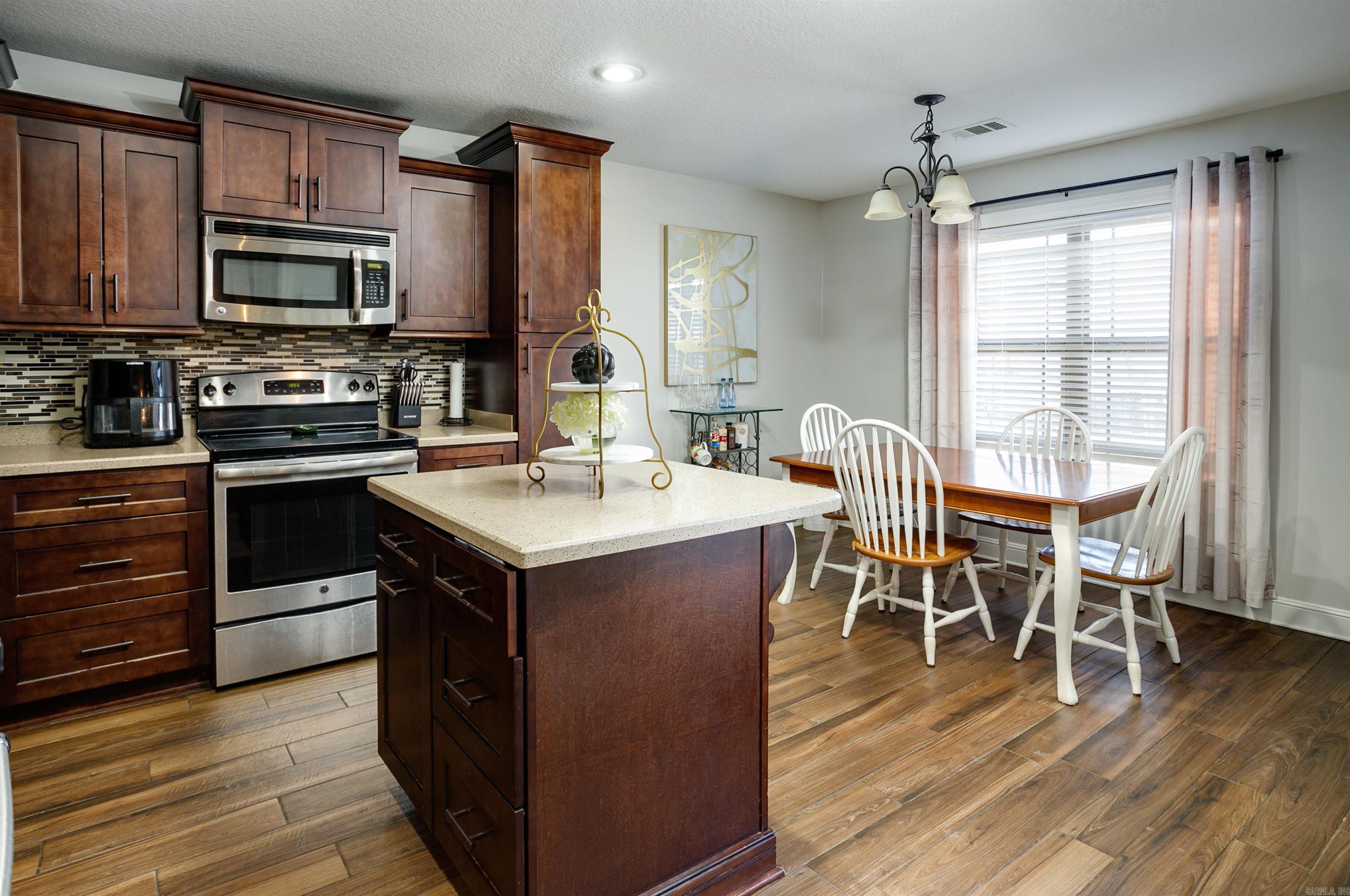 107  Emma  Brookland, AR
