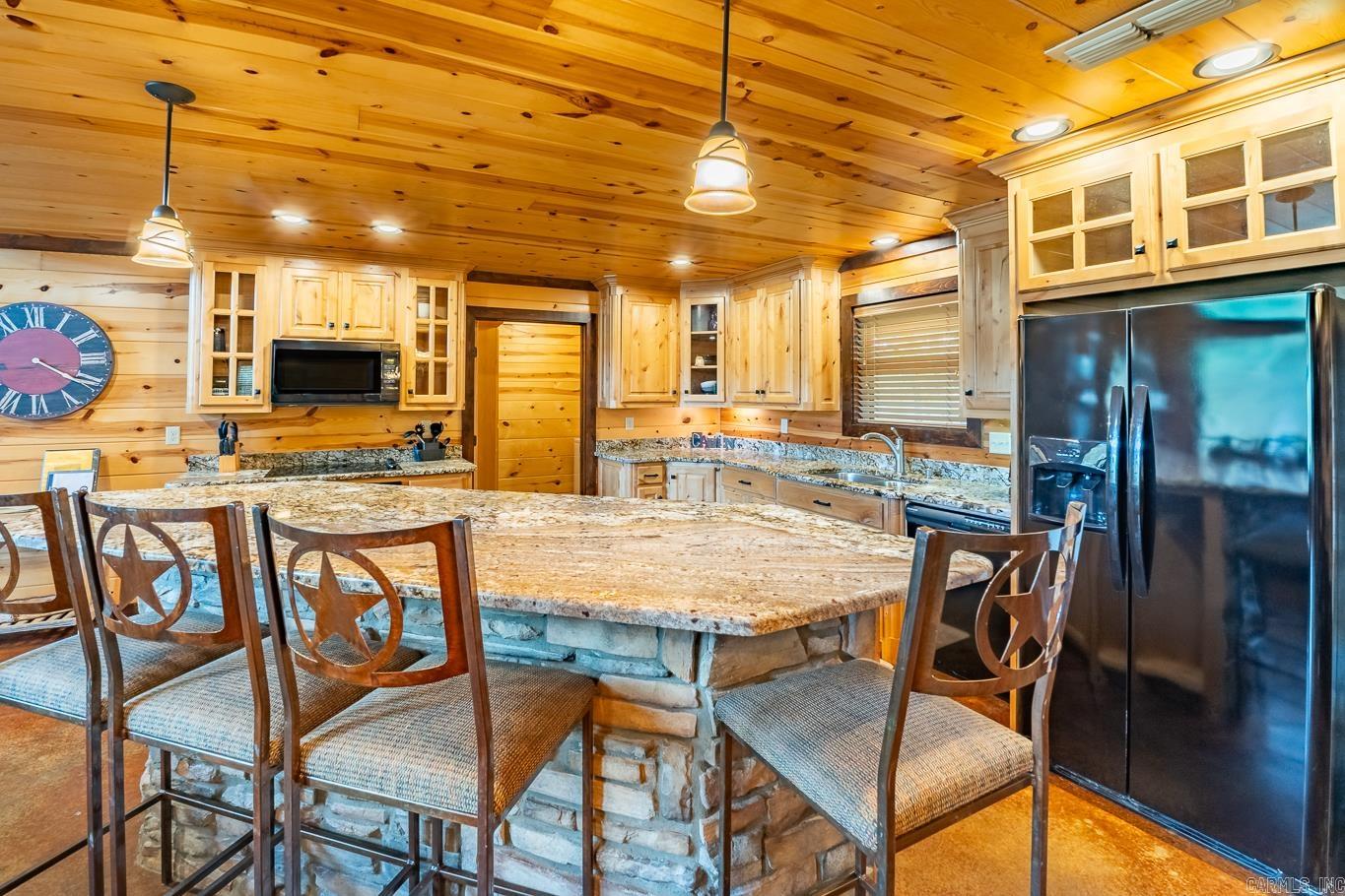 143  Honey Crisp  Hochatown, OK
