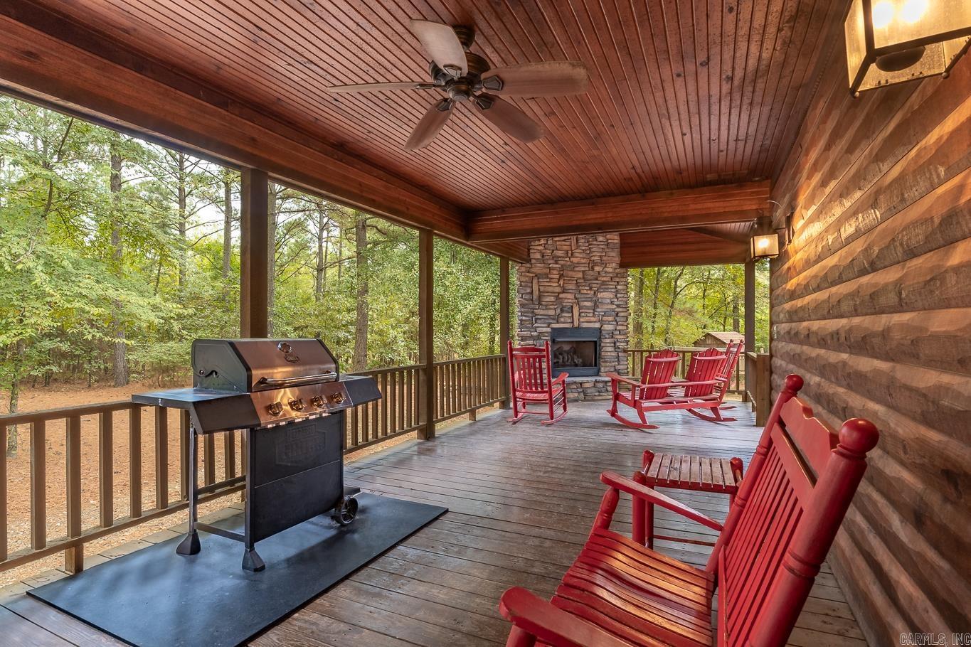 143  Honey Crisp  Hochatown, OK