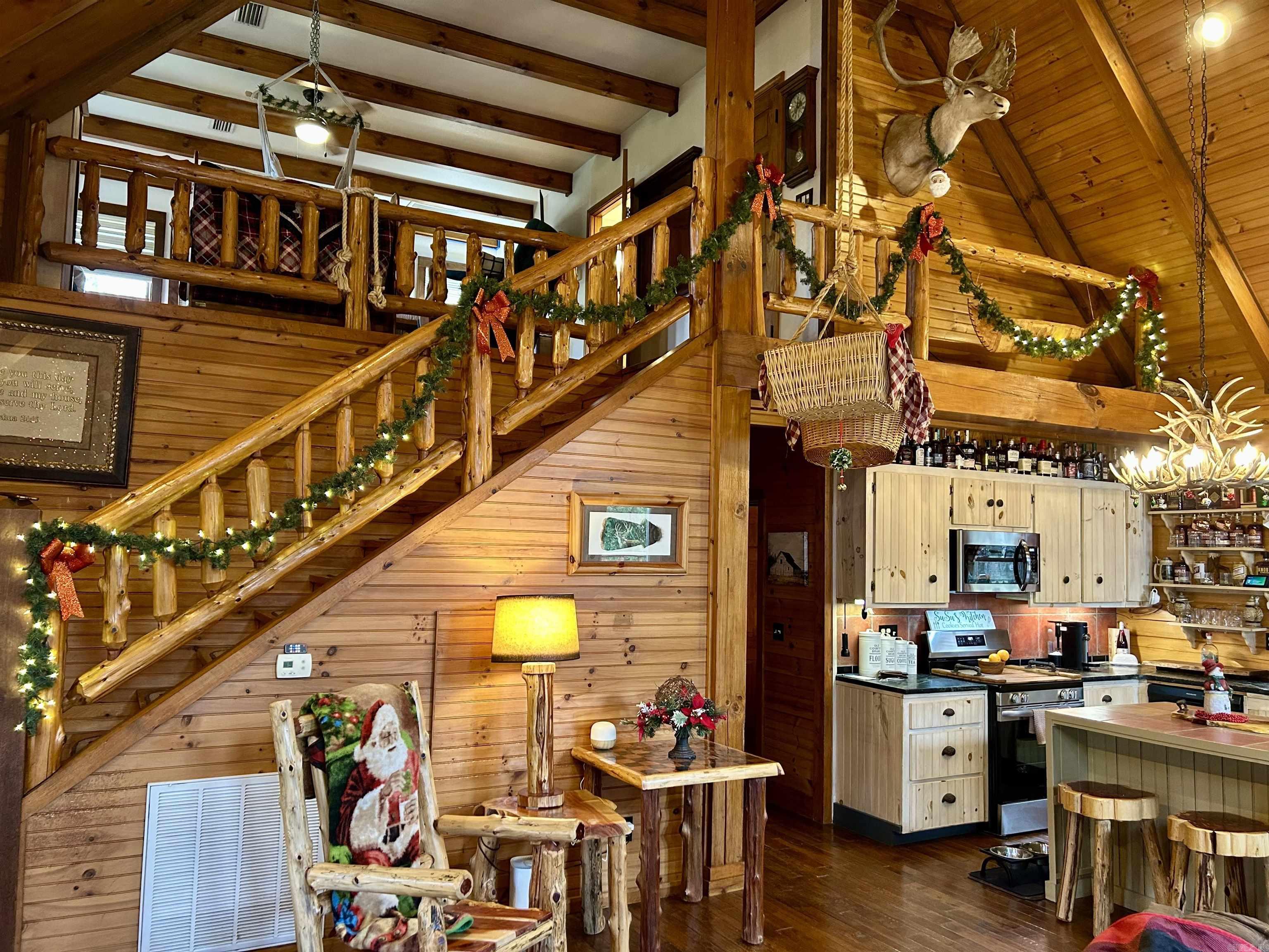 540  Lick Fork Dr  Mountain View, AR