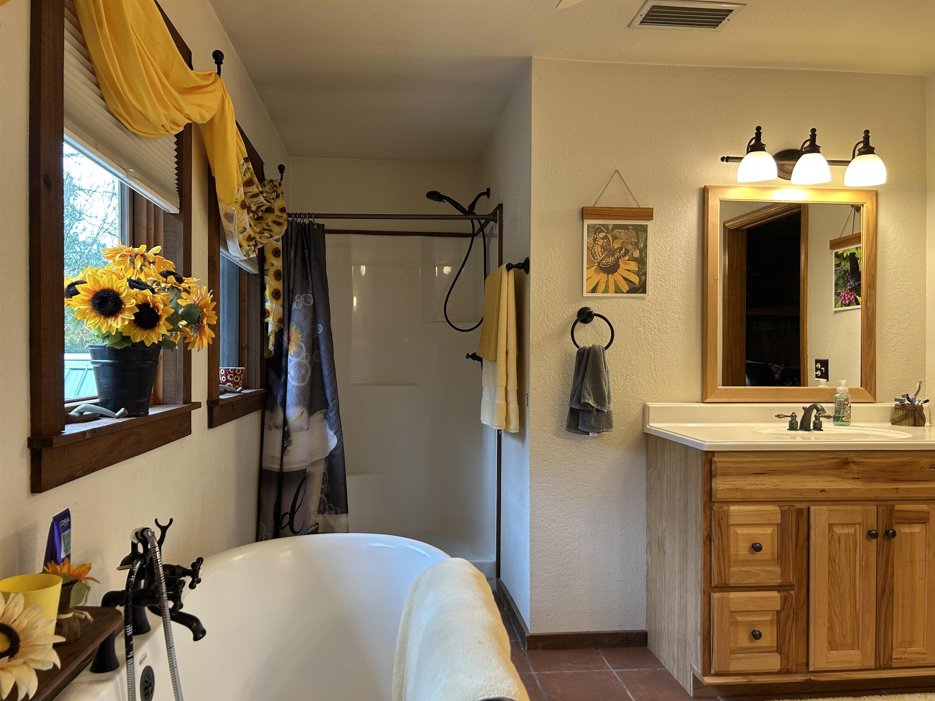 540  Lick Fork Dr  Mountain View, AR