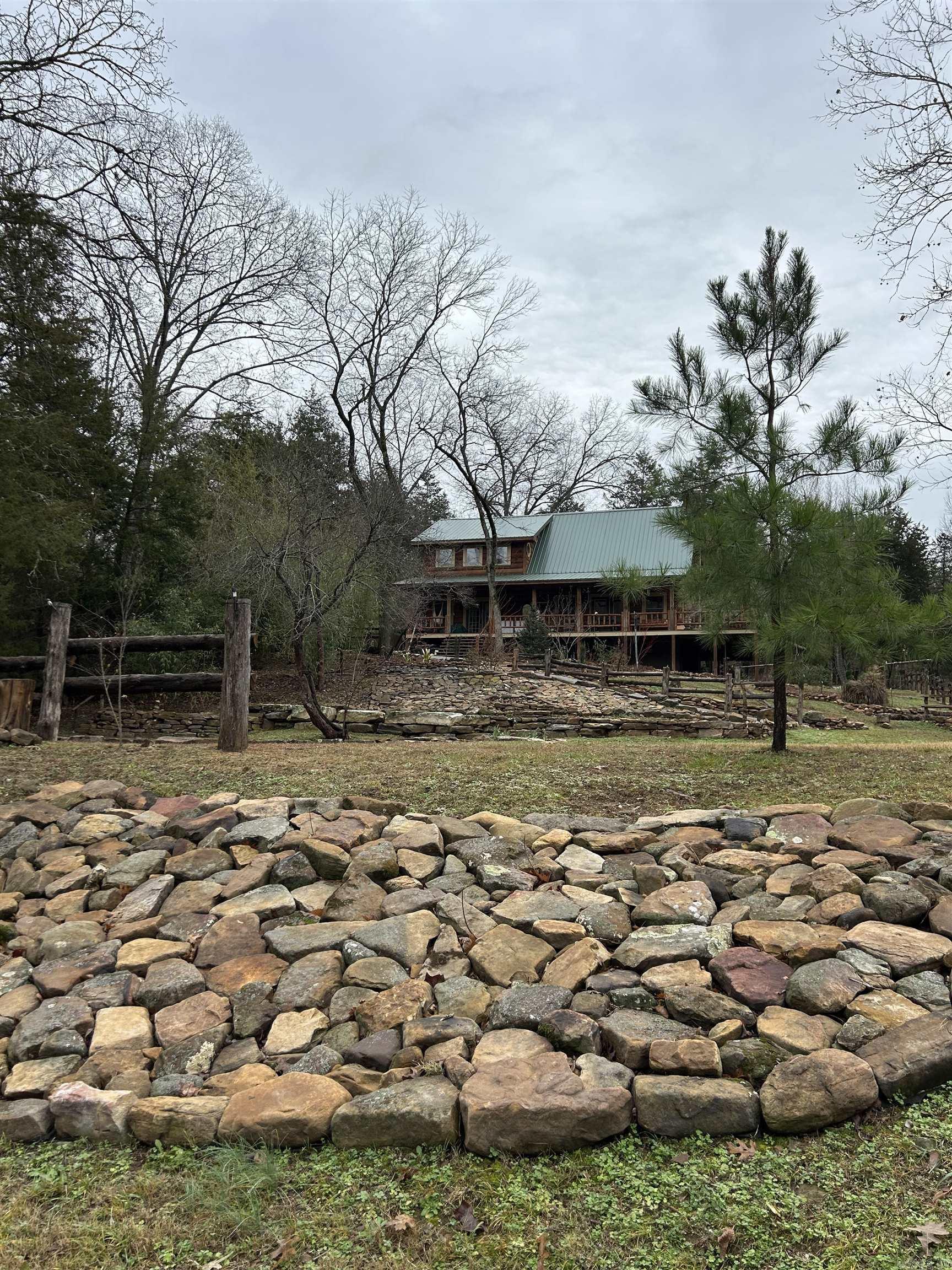 540  Lick Fork Dr  Mountain View, AR