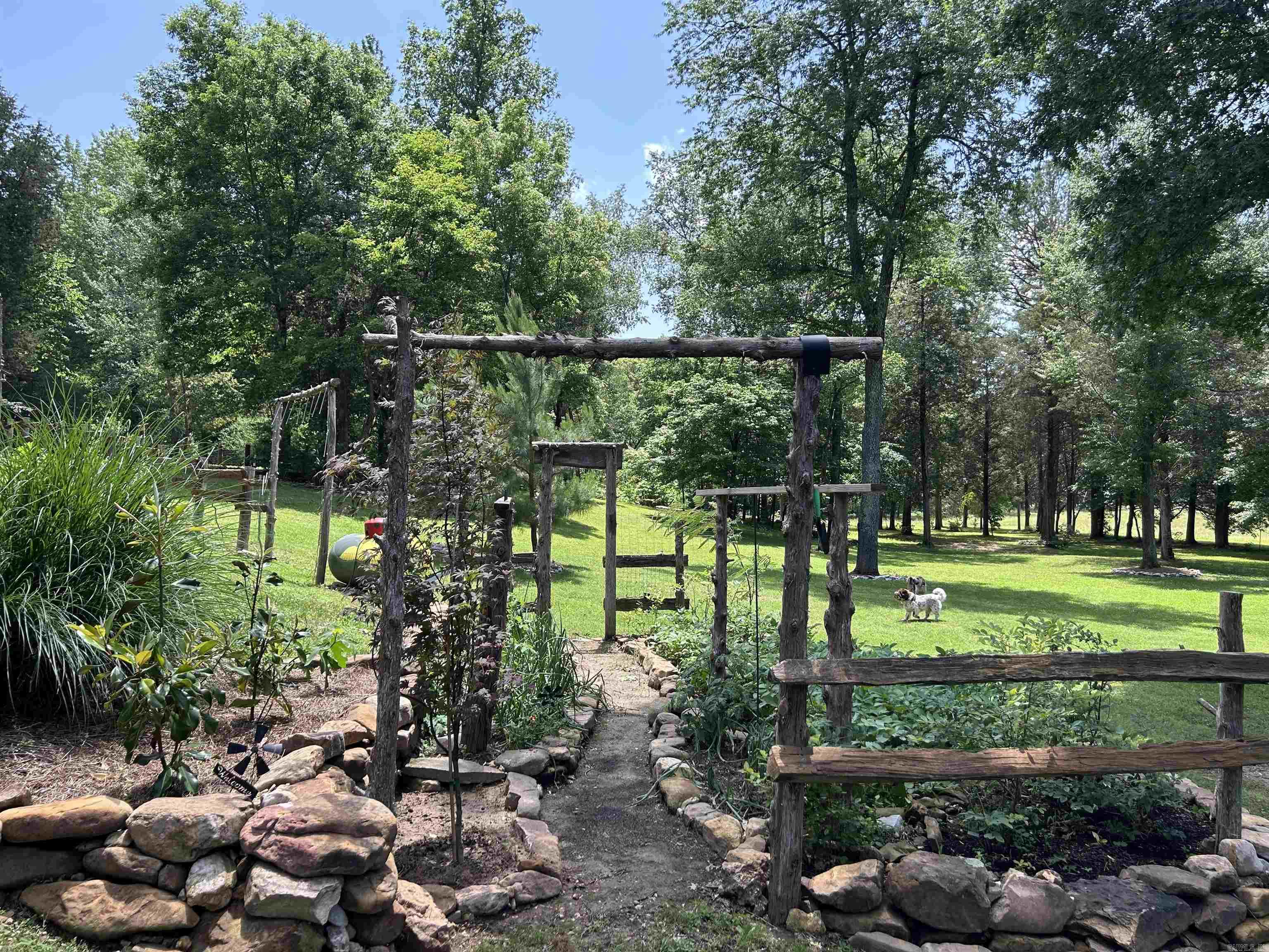 540  Lick Fork Dr  Mountain View, AR