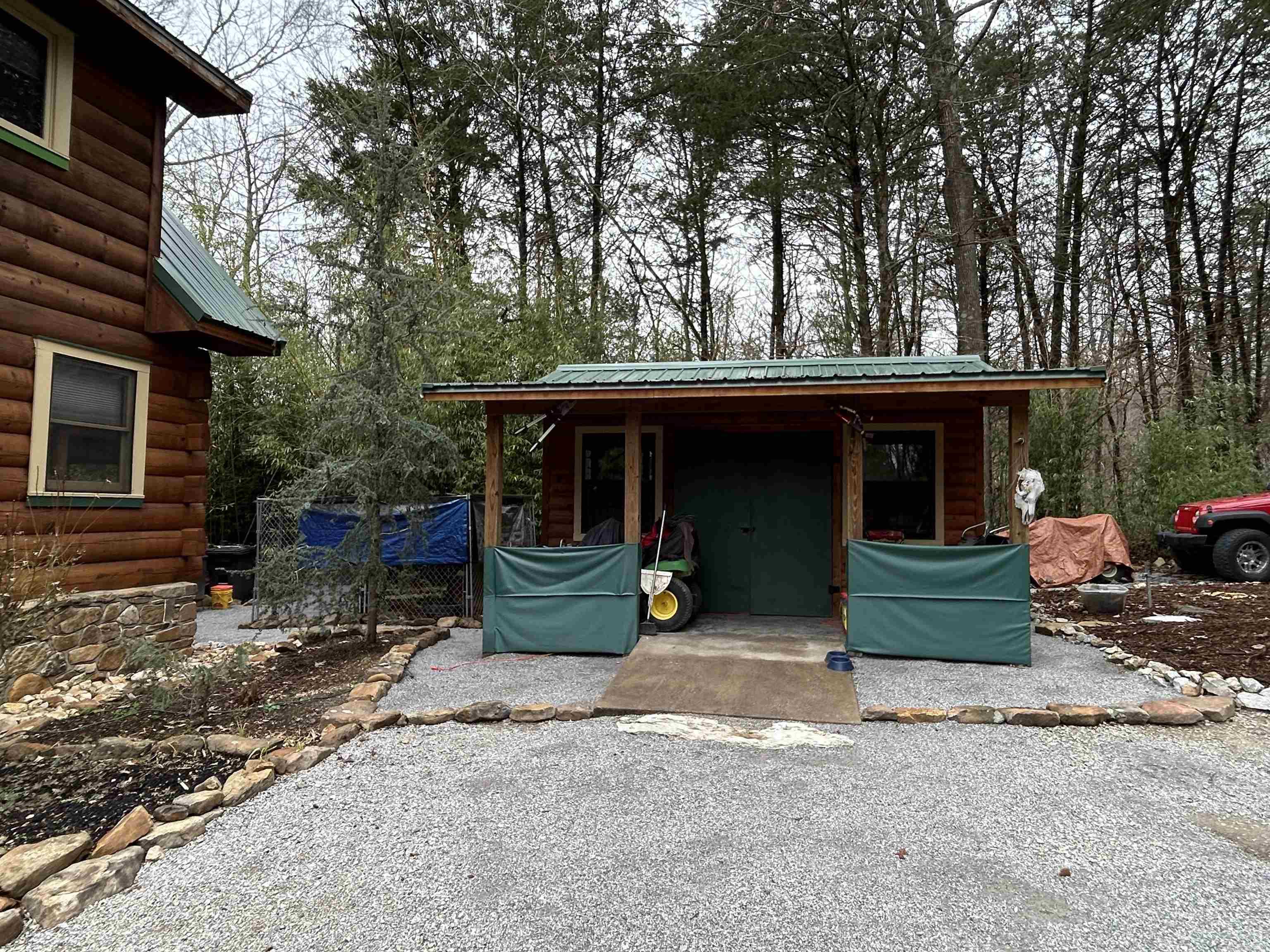 540  Lick Fork Dr  Mountain View, AR