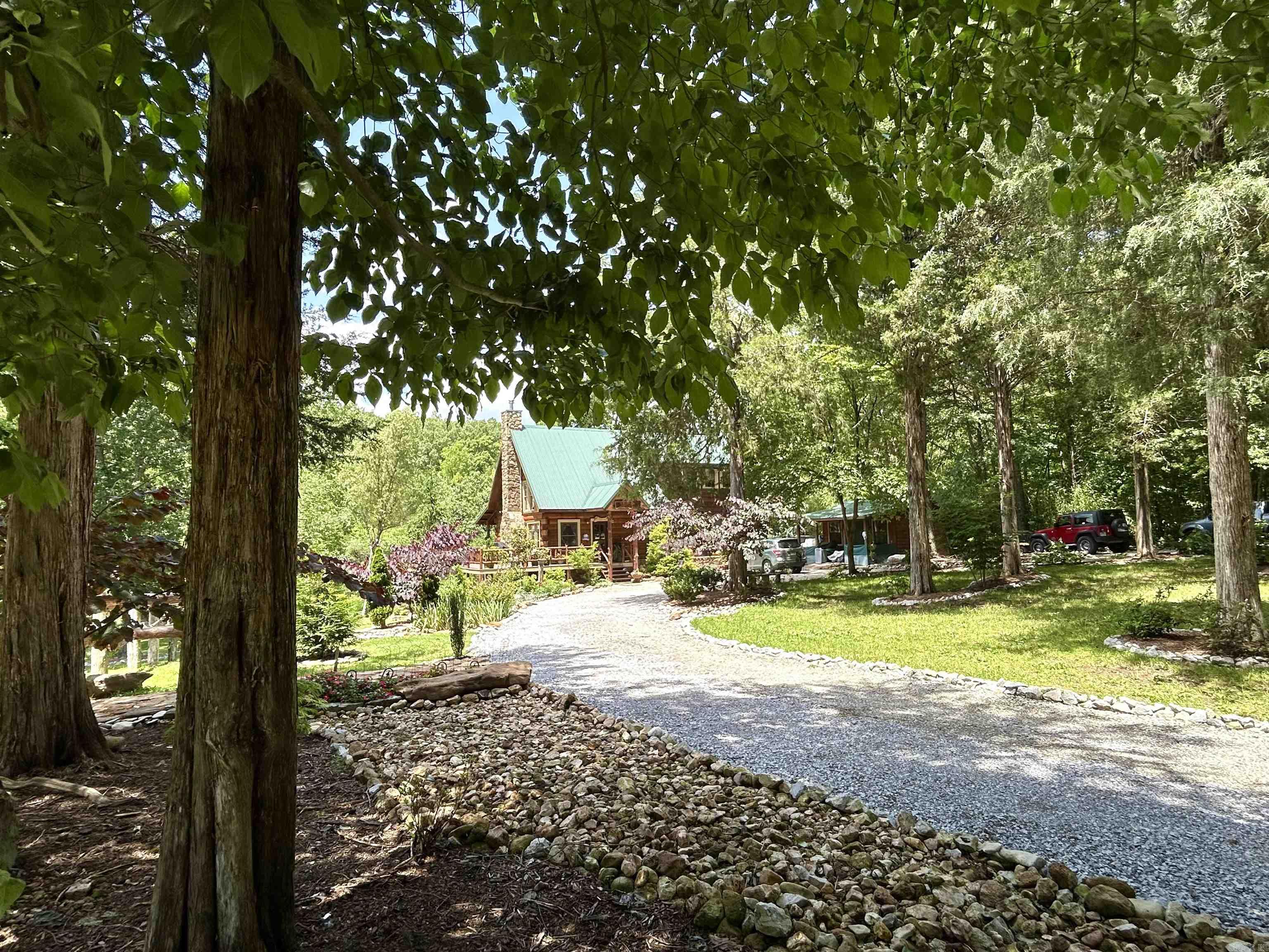 540  Lick Fork Dr  Mountain View, AR