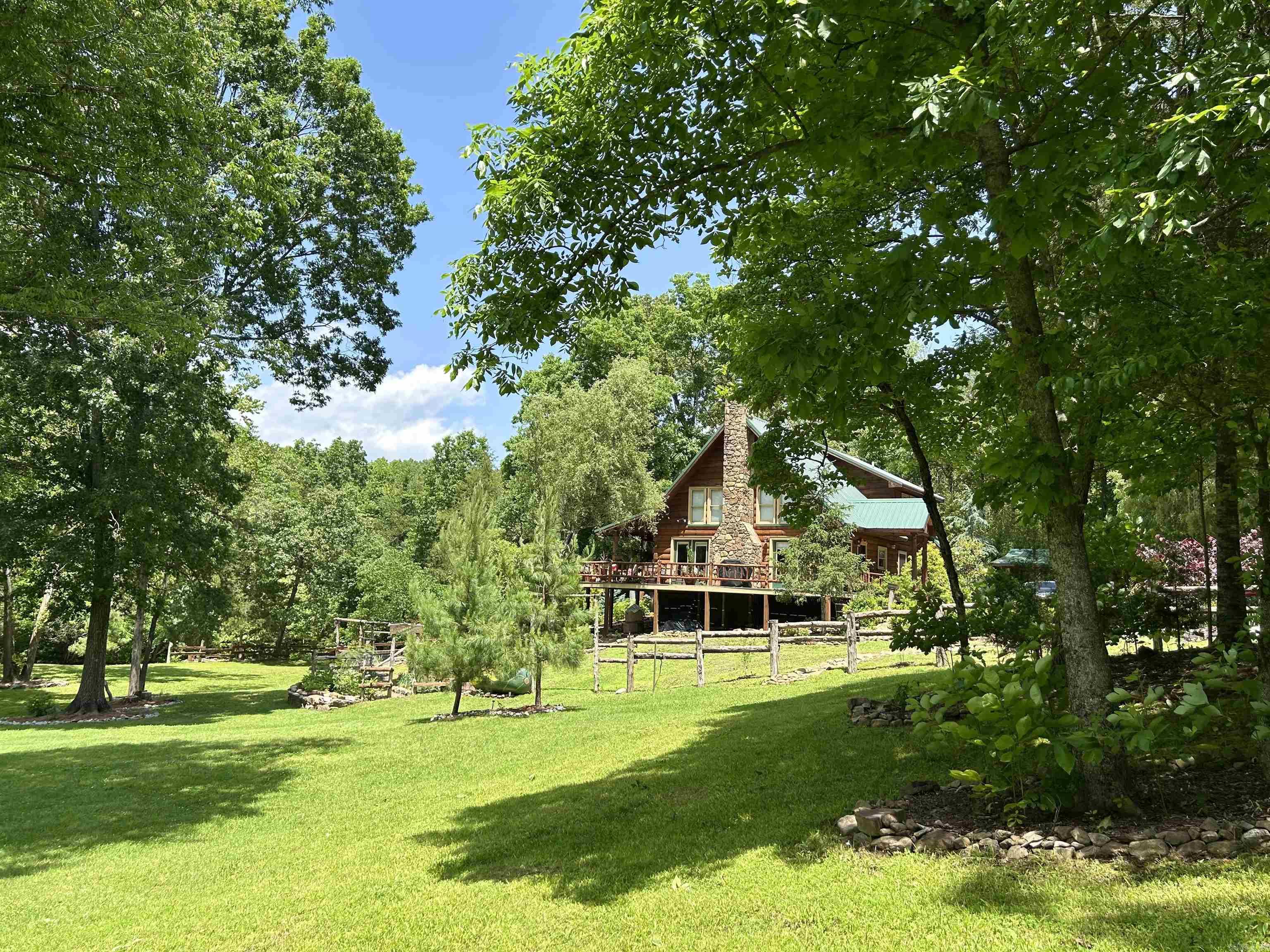 540  Lick Fork Dr  Mountain View, AR
