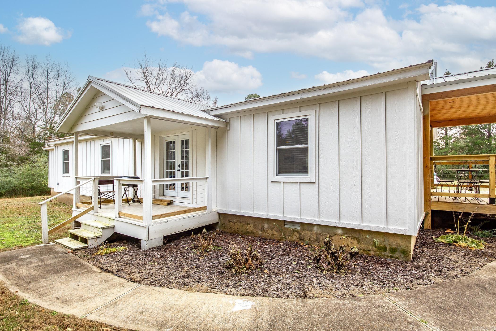 50  Persimmon  Tumbling Shoals, AR