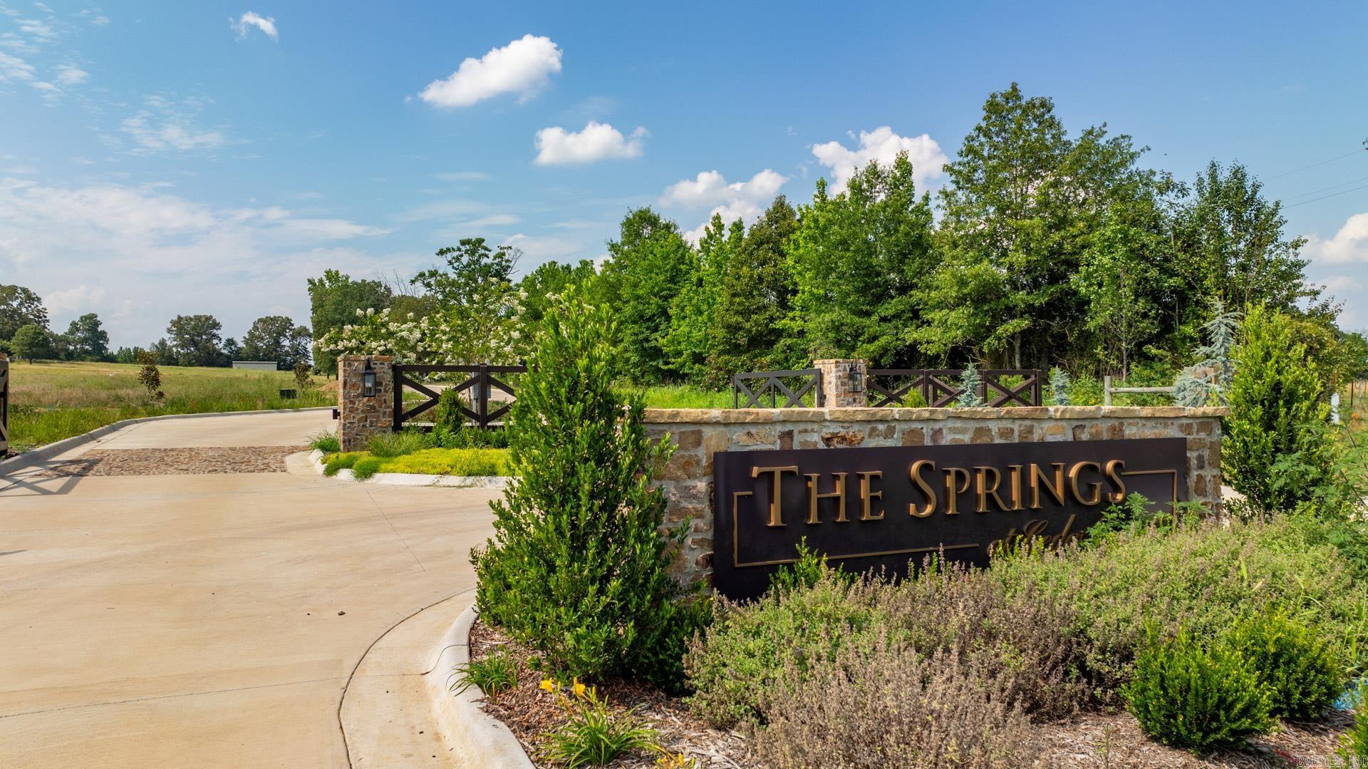 12  Cedar  Searcy, AR