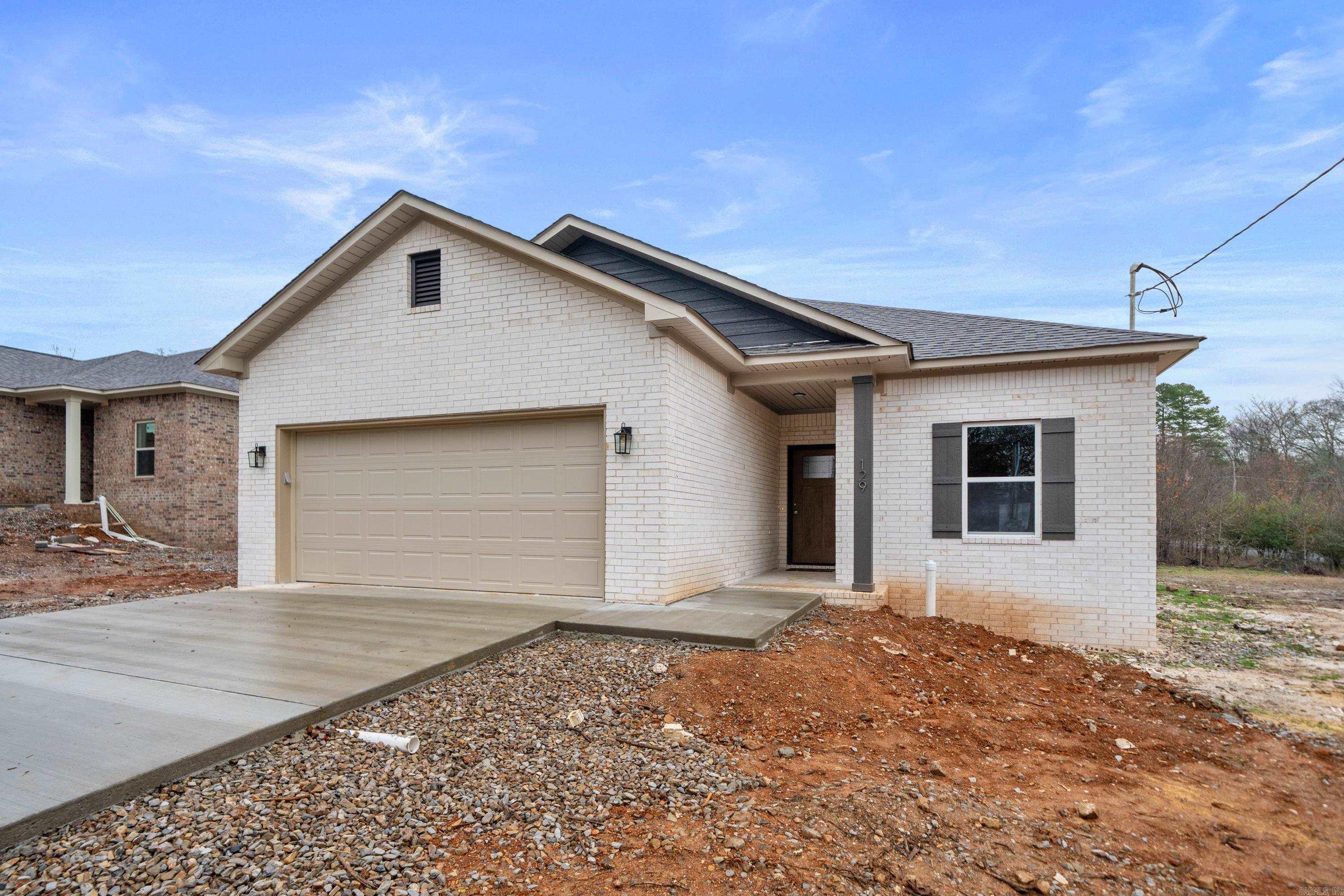 129  Rowland  Hot Springs, AR