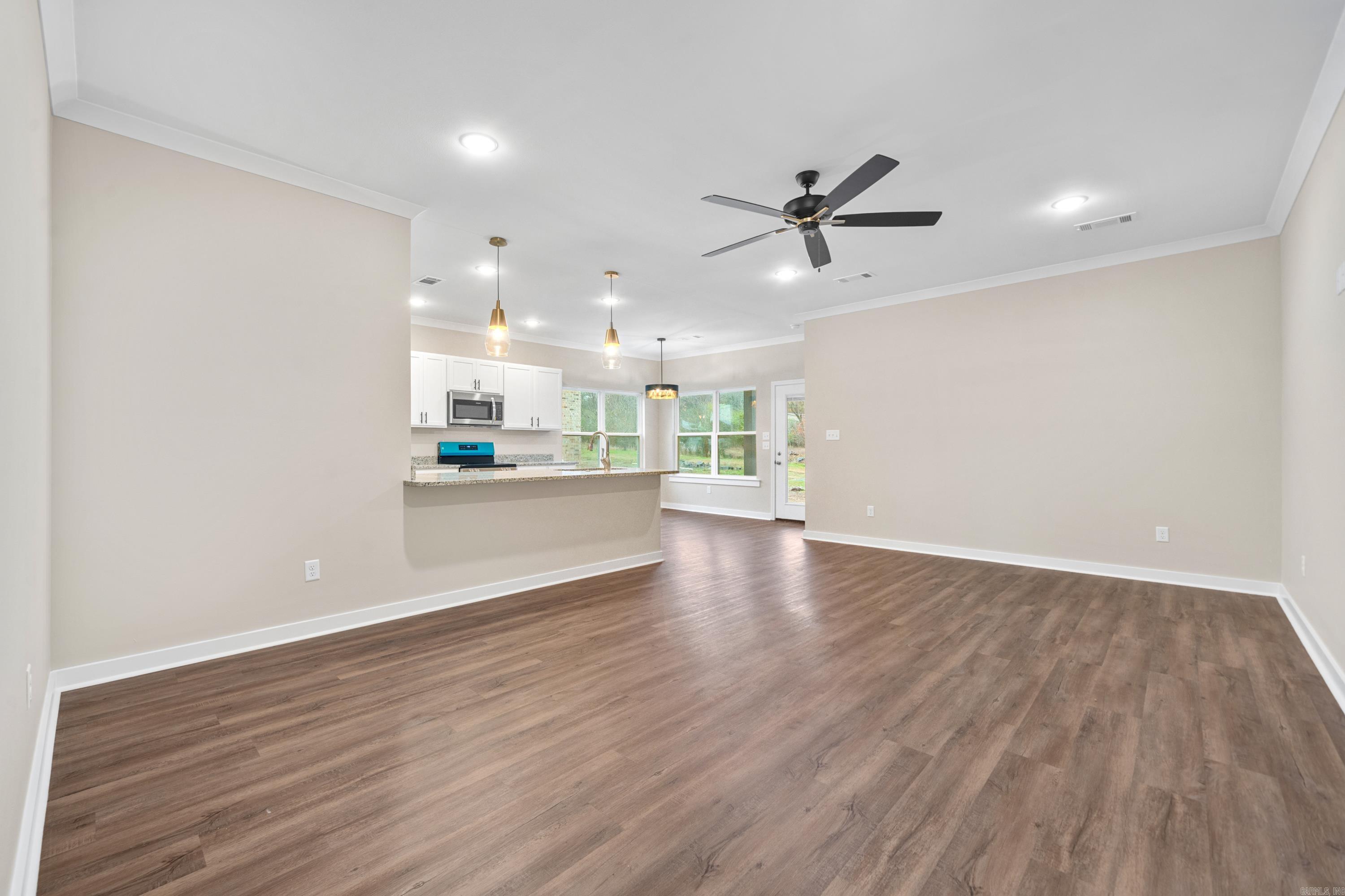 129  Rowland  Hot Springs, AR