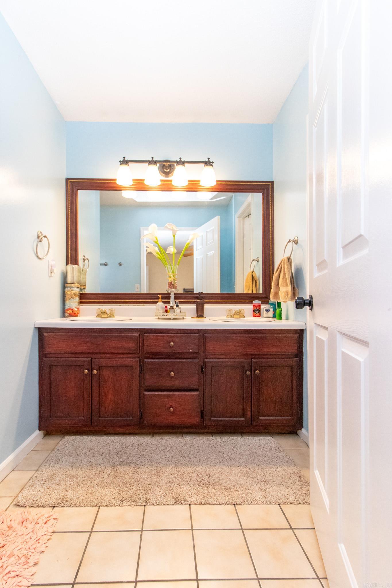 2200  Sheffield  Jonesboro, AR
