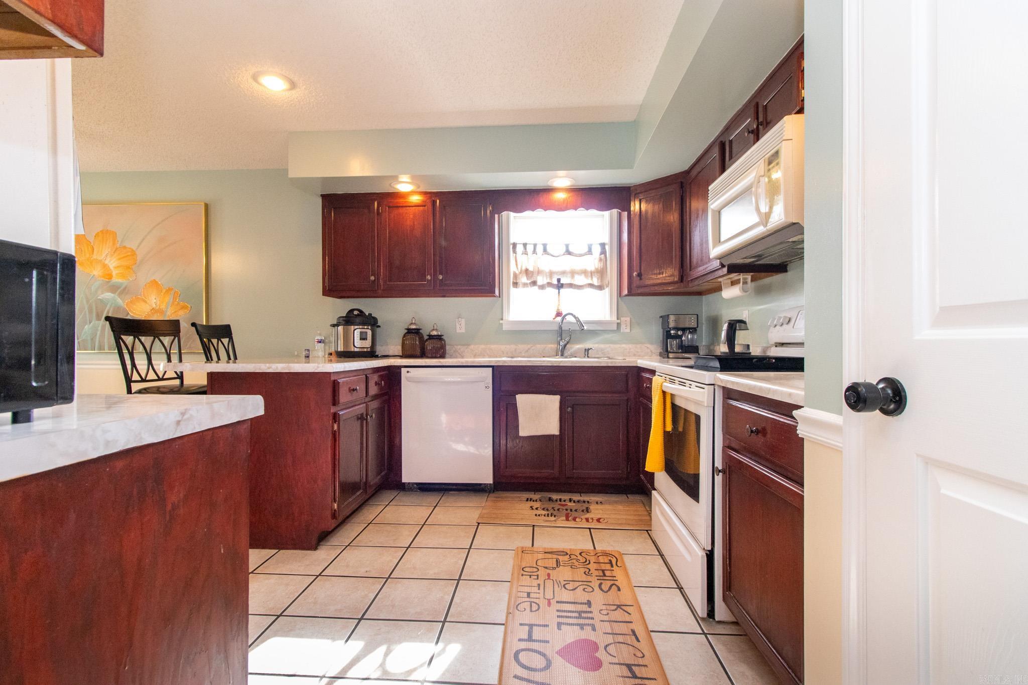 2200  Sheffield  Jonesboro, AR