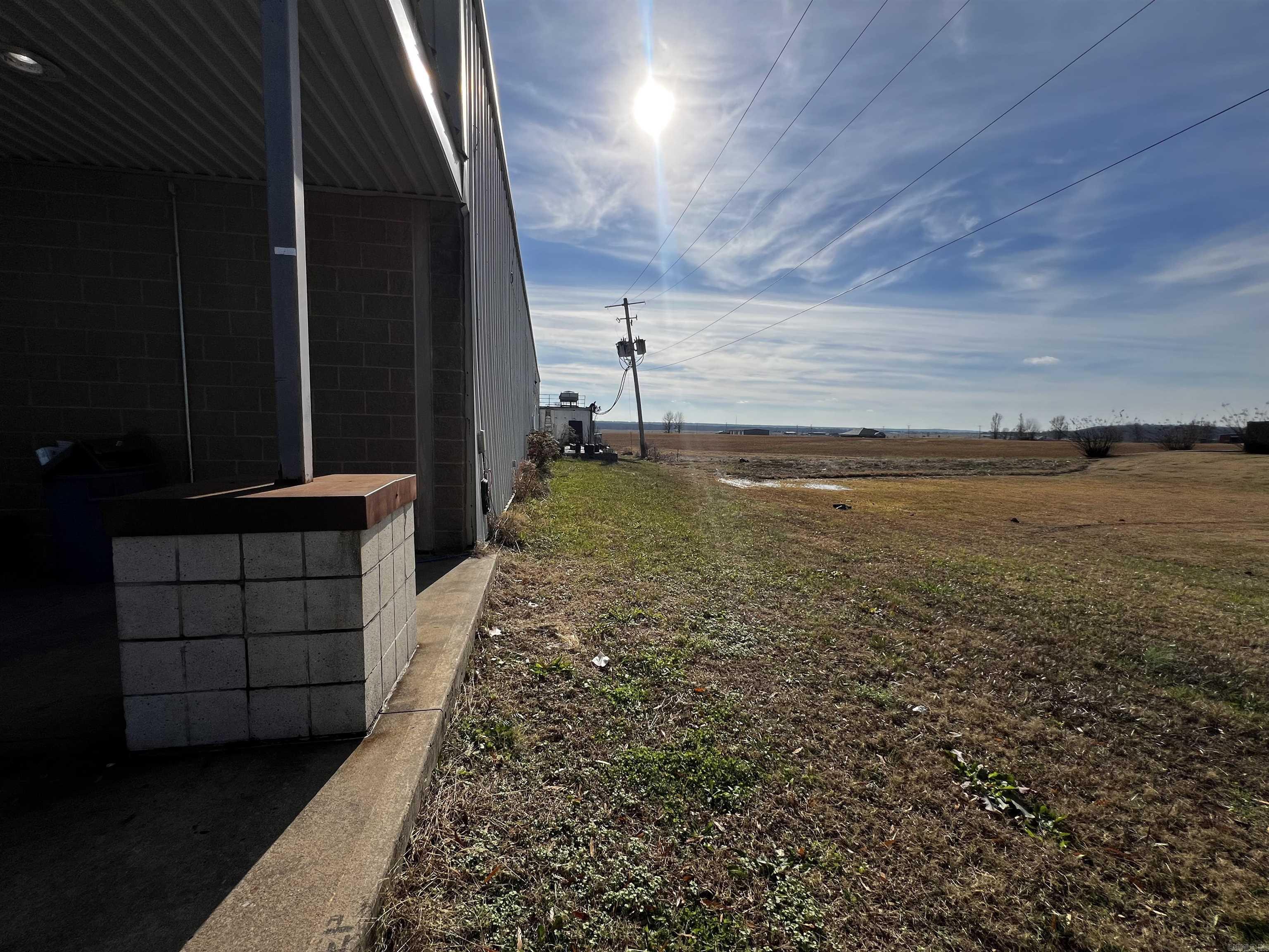 1046  Main  Vilonia, AR